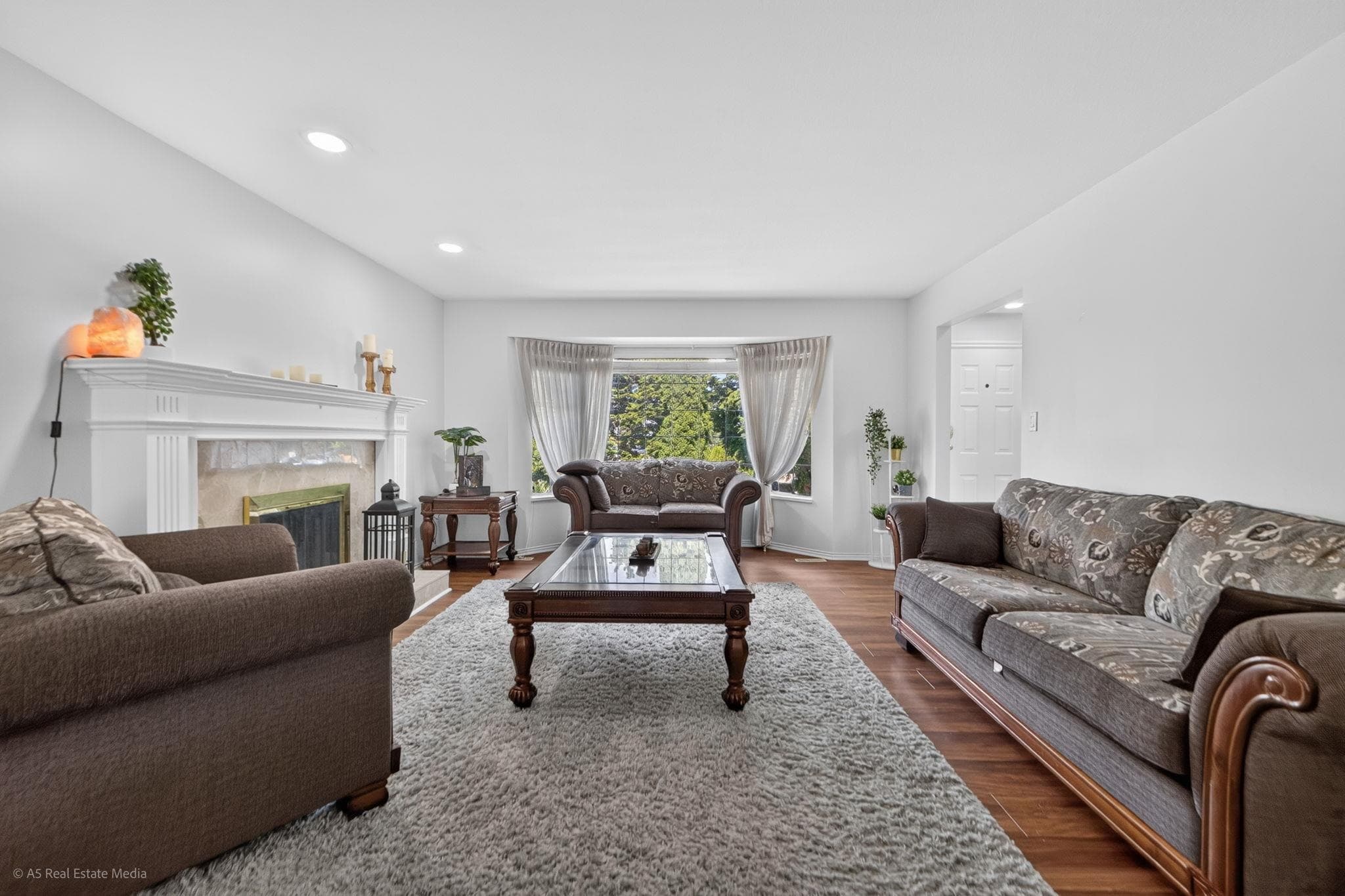 12460 63a Avenue, Surrey