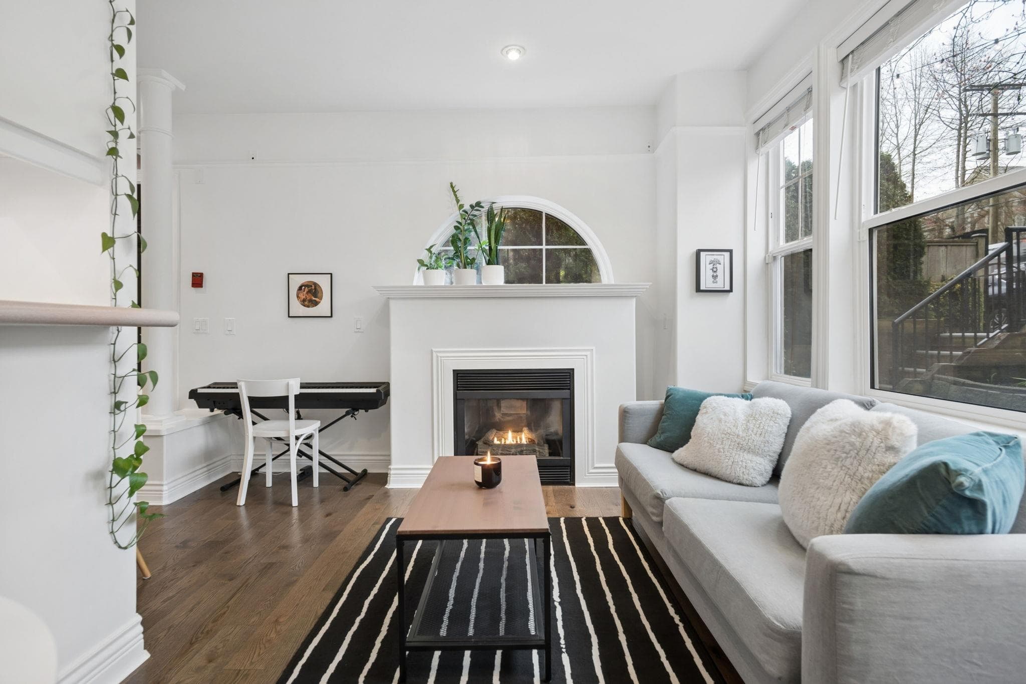 978 W 16th Avenue, Vancouver