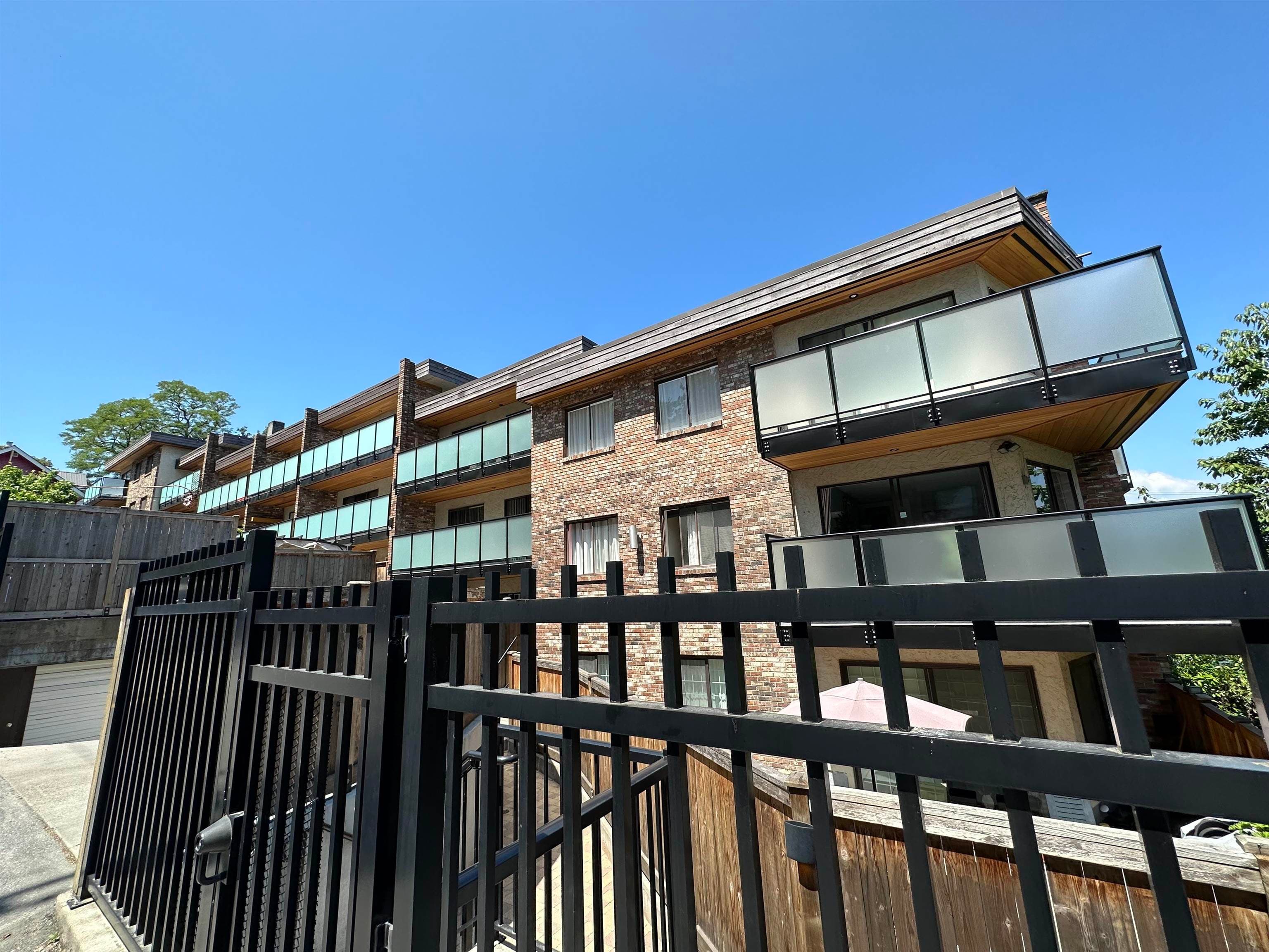 209 - 930 E 7th Avenue, Vancouver