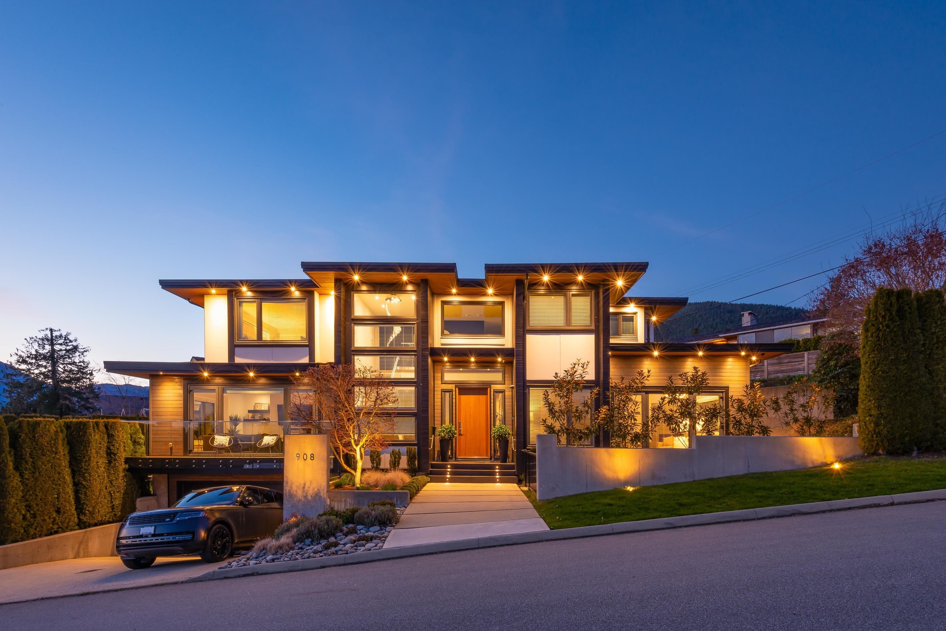 908 Beaconsfield Road, North Vancouver