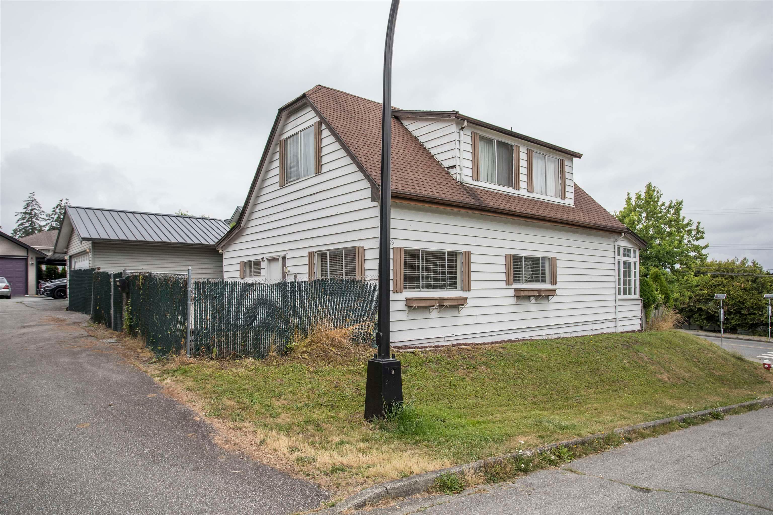 12393 Gray Street, Maple Ridge