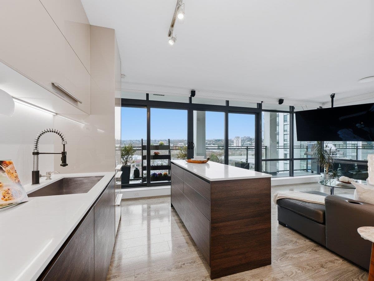 1106 - 2378 Alpha Avenue, Burnaby