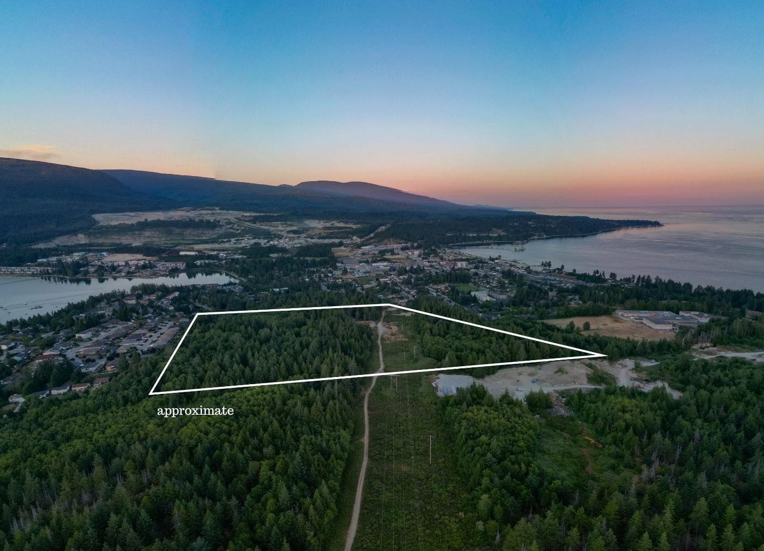 BLK 10 And Lot C, Sechelt