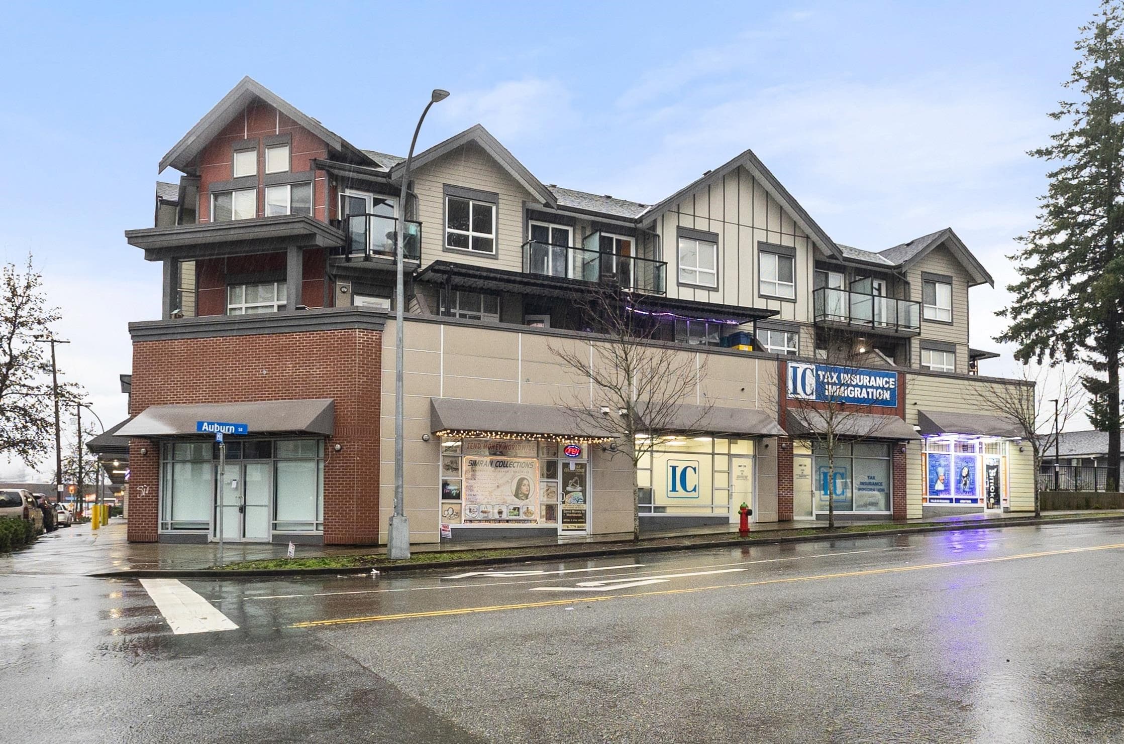 228 - 32095 Hillcrest Avenue, Abbotsford, V2T 1S3 — photo 1