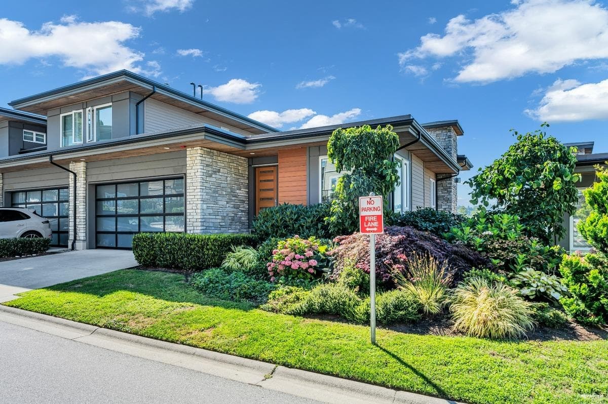 3881 Cates Landing Way, North Vancouver