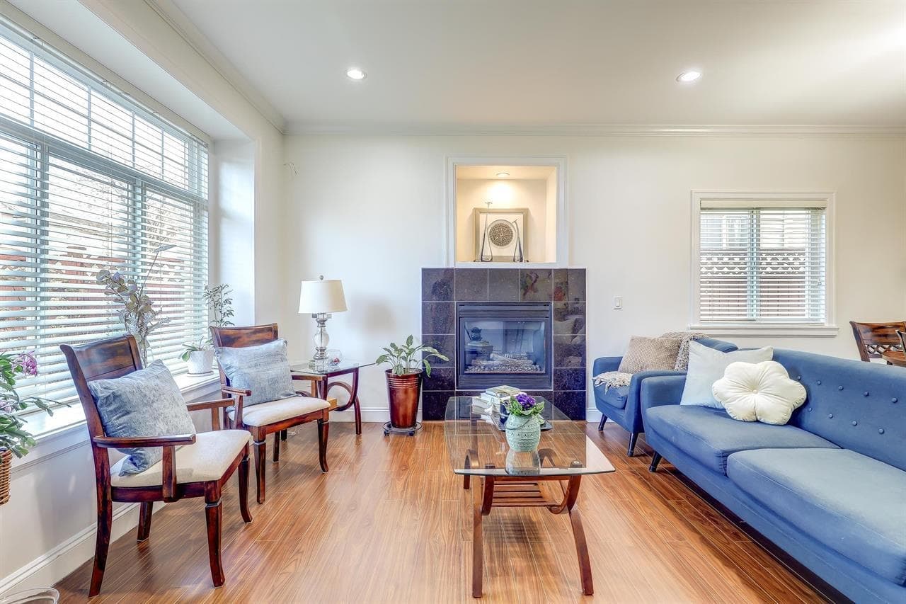 7448 17th Avenue, Burnaby, V3N 1L4 — photo 1