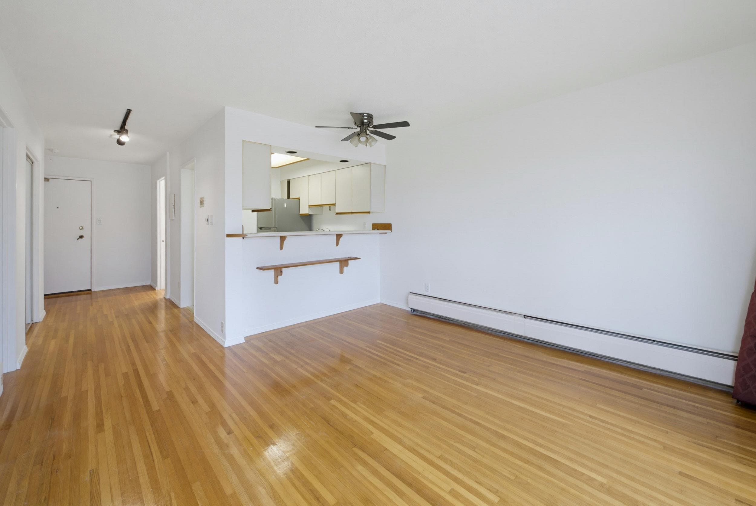 301 - 2125 W 2nd Avenue, Vancouver