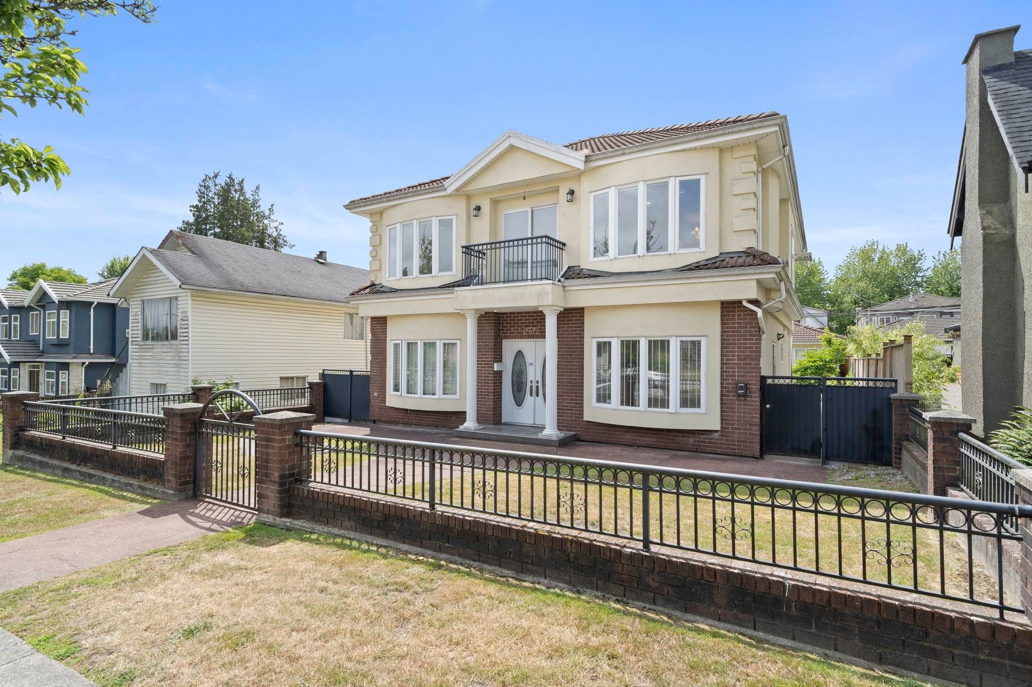 2772 Triumph Street, Vancouver