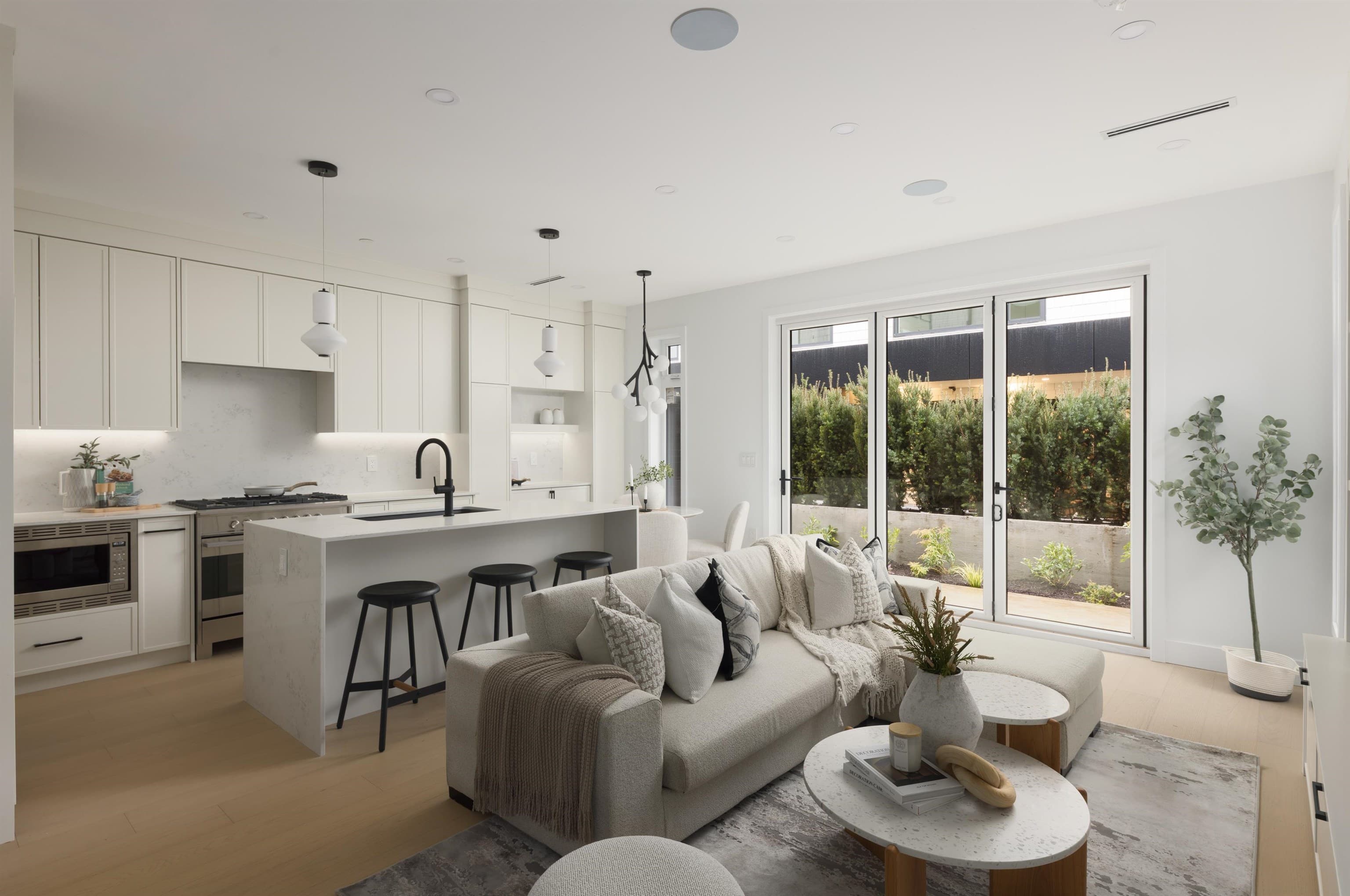 4 - 419 W 23rd Avenue, Vancouver
