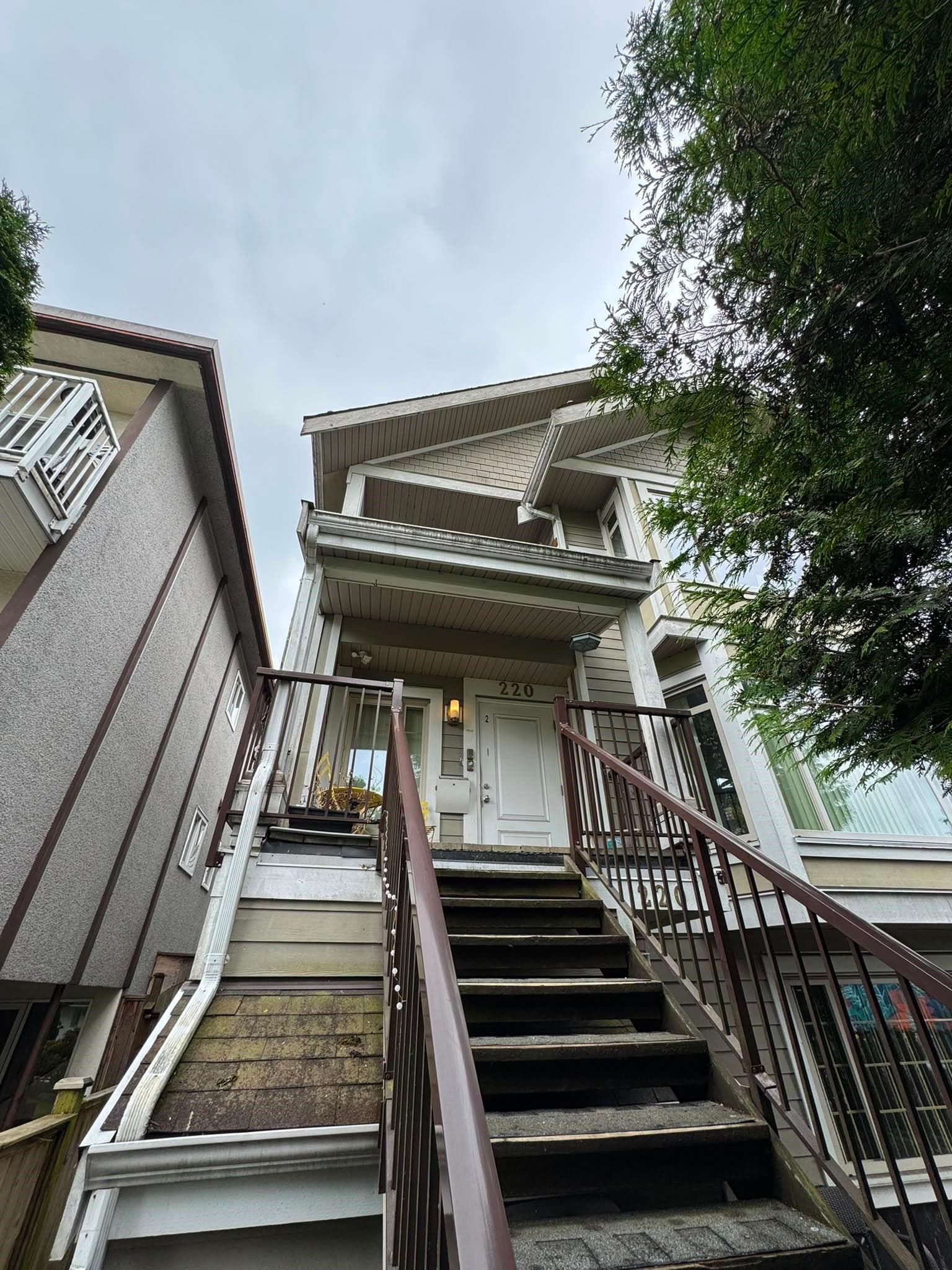 220 E 15th Avenue, Vancouver