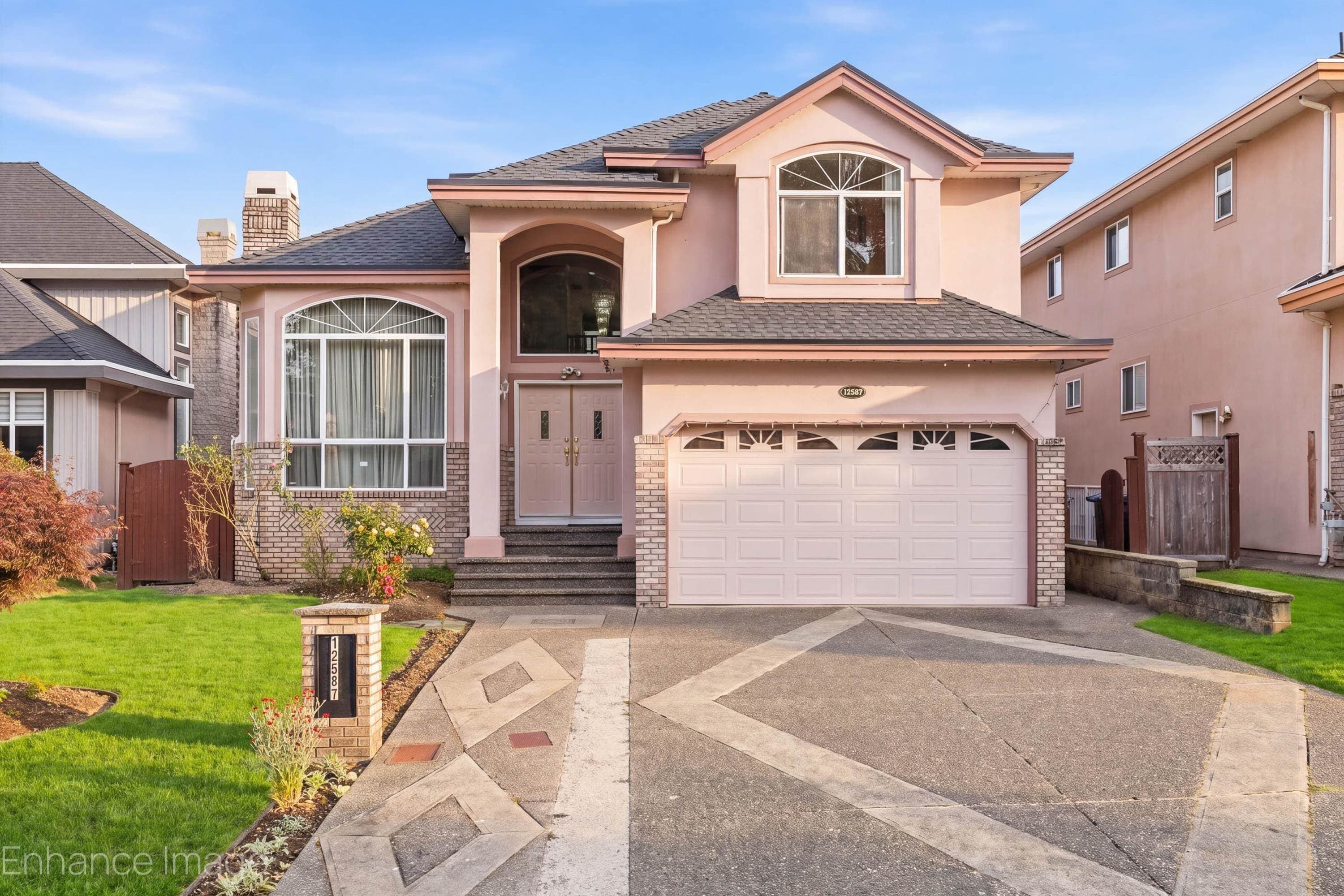 12587 60a Avenue, Surrey