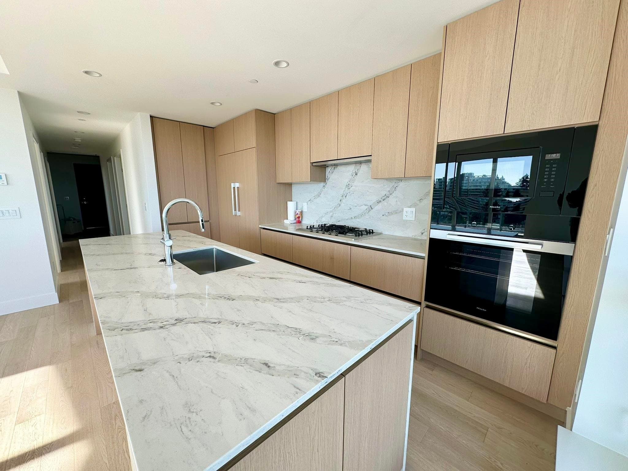 705 - 1475 Foster Street, Surrey, V4B 0C9 — photo 5