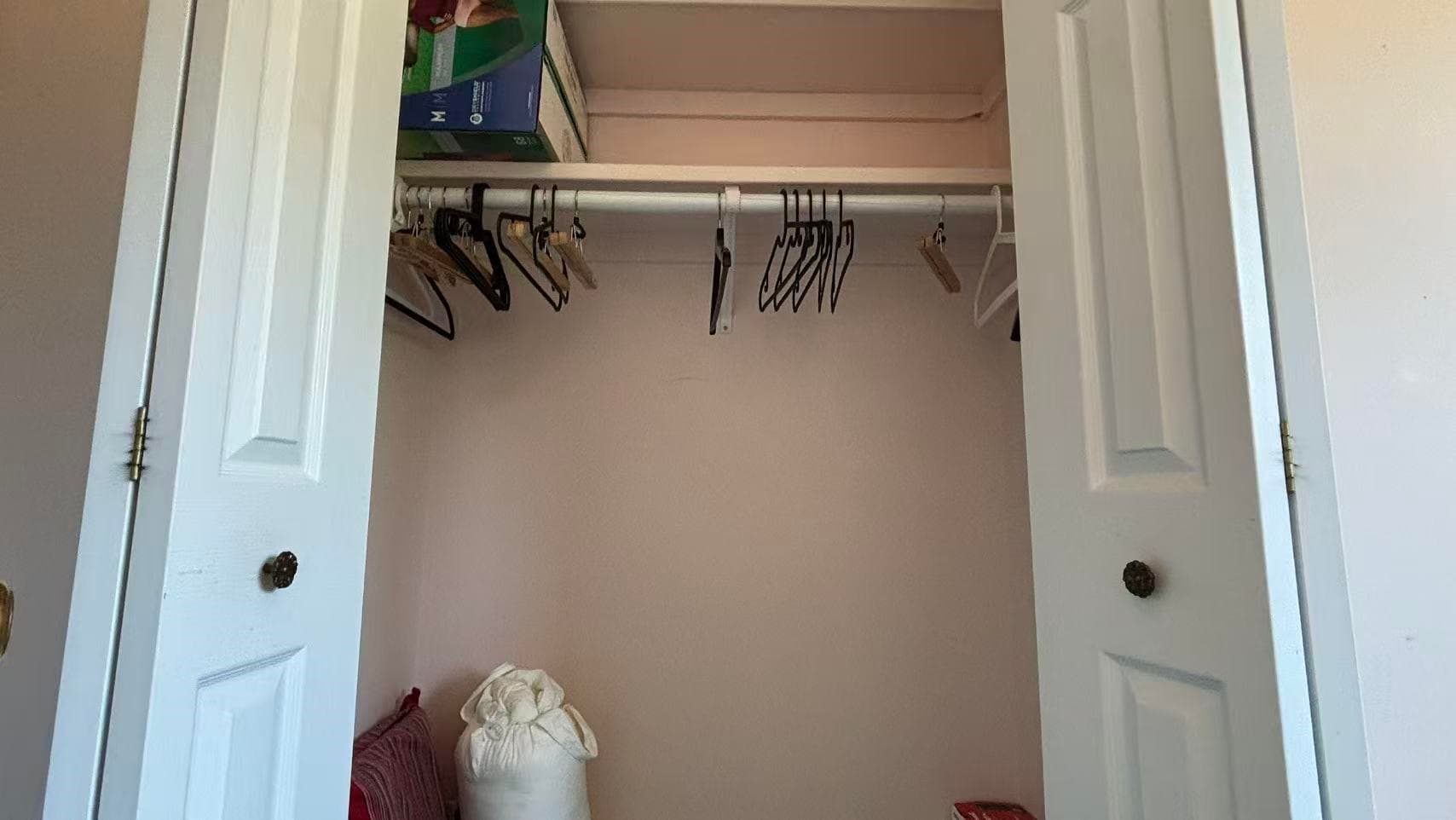 Main Floor - 6711 Mayflower Drive, Richmond, V7C 2K1 — photo 2