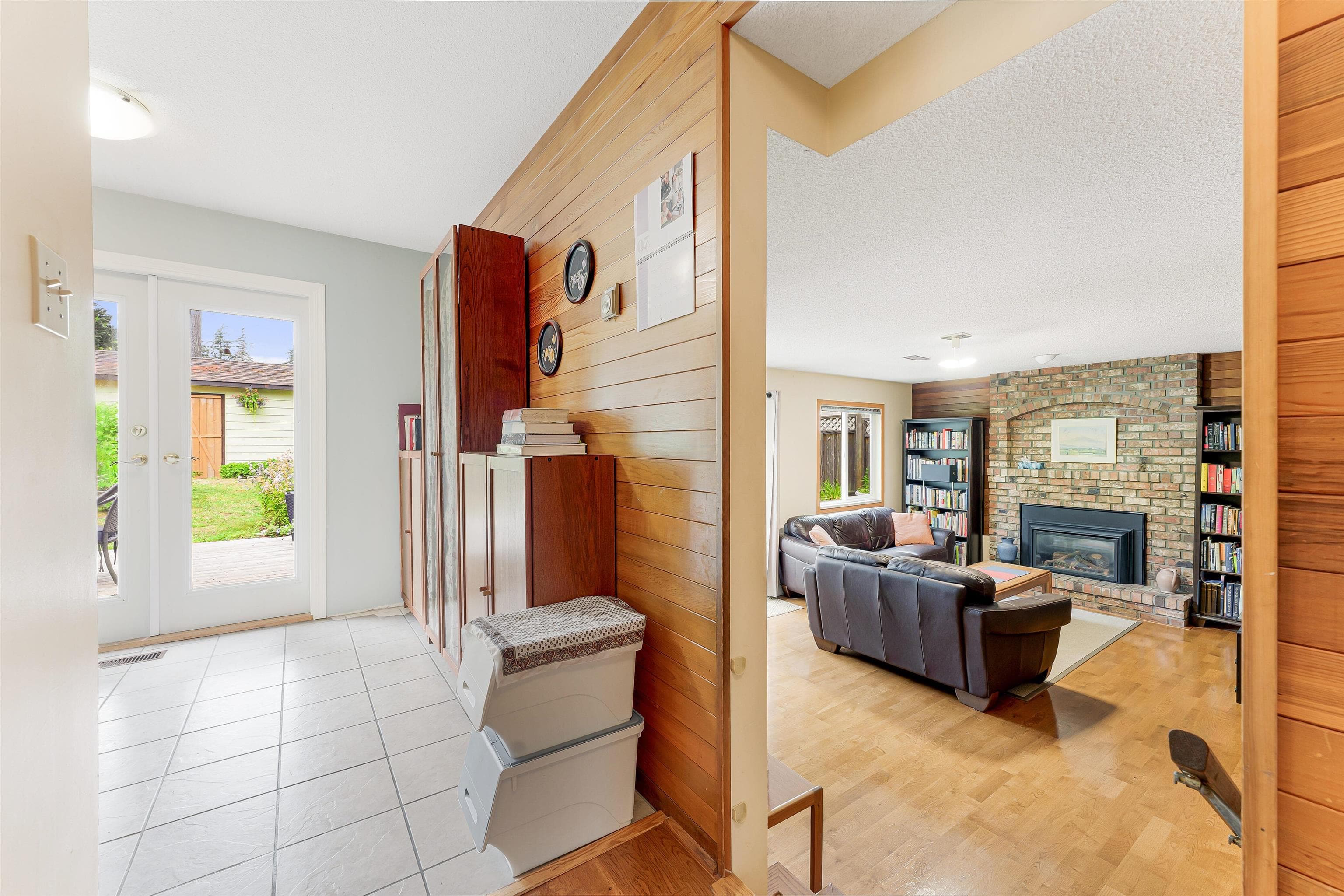 2215 153a Street, Surrey, V4A 4R4 — photo 5