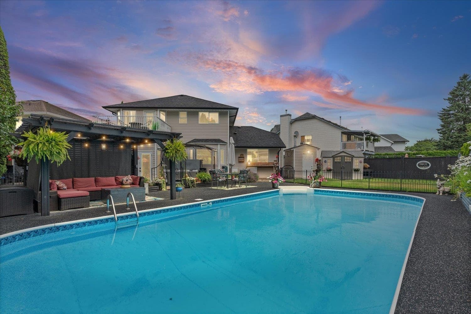 44756 Lancaster Drive, Chilliwack, V2R 3B8 — photo 2
