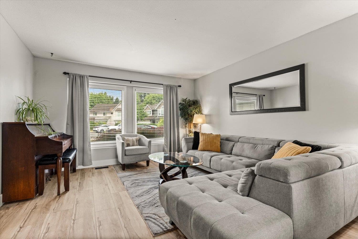 44756 Lancaster Drive, Chilliwack, V2R 3B8 — photo 4