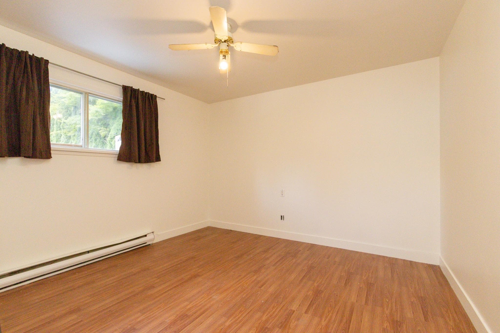14448 106 Avenue, Surrey, V3R 1T1 — photo 3