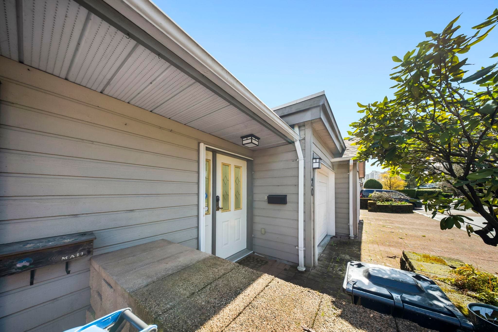 20 - 323 Governors Court, New Westminster, V3L 5S6 — photo 4