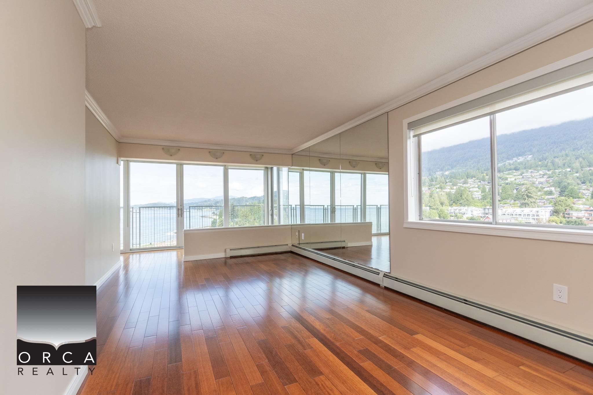 1204 - 150 24th Street, West Vancouver
