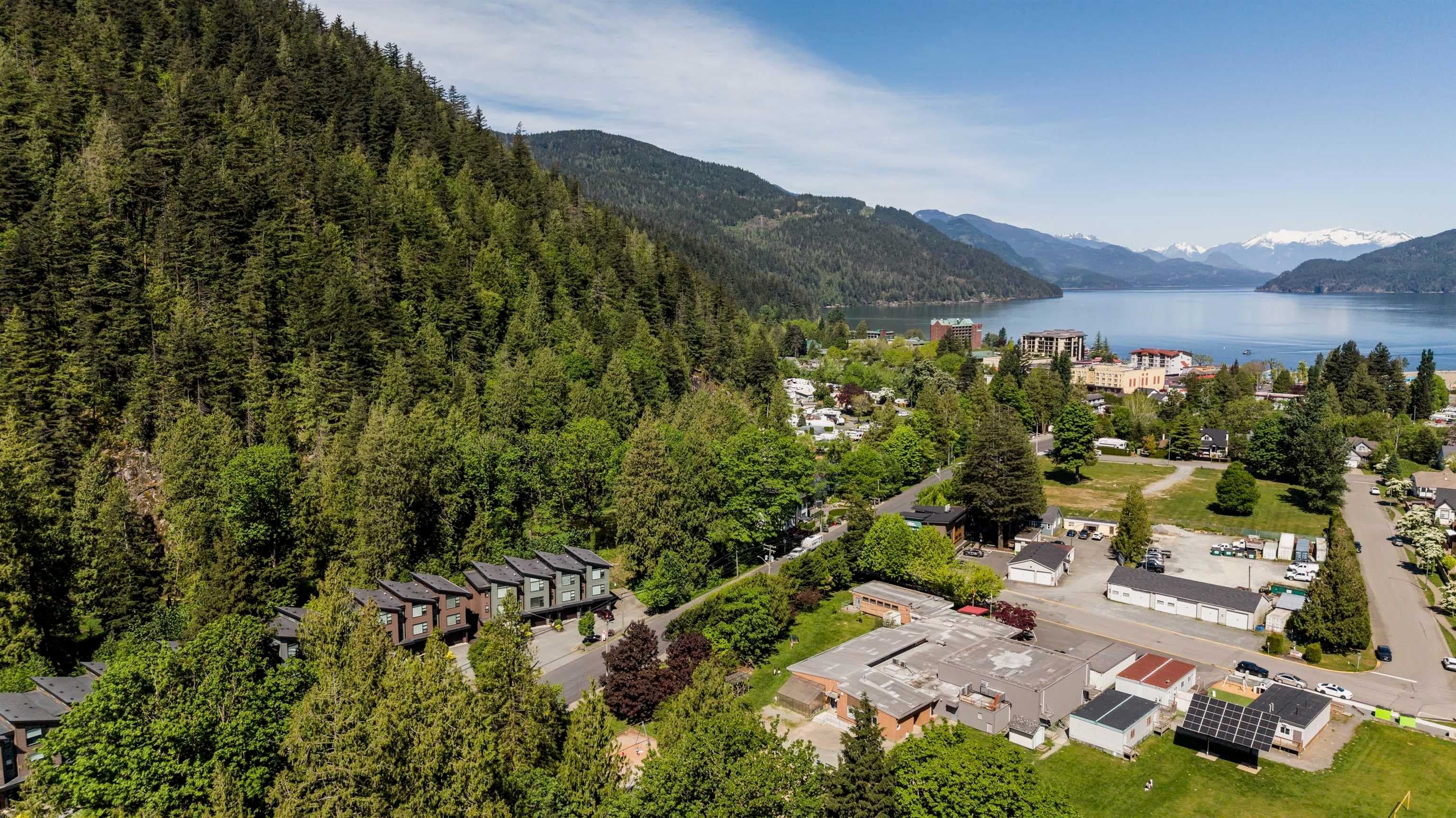 5 - 520 Hot Springs Road, Harrison Hot Springs