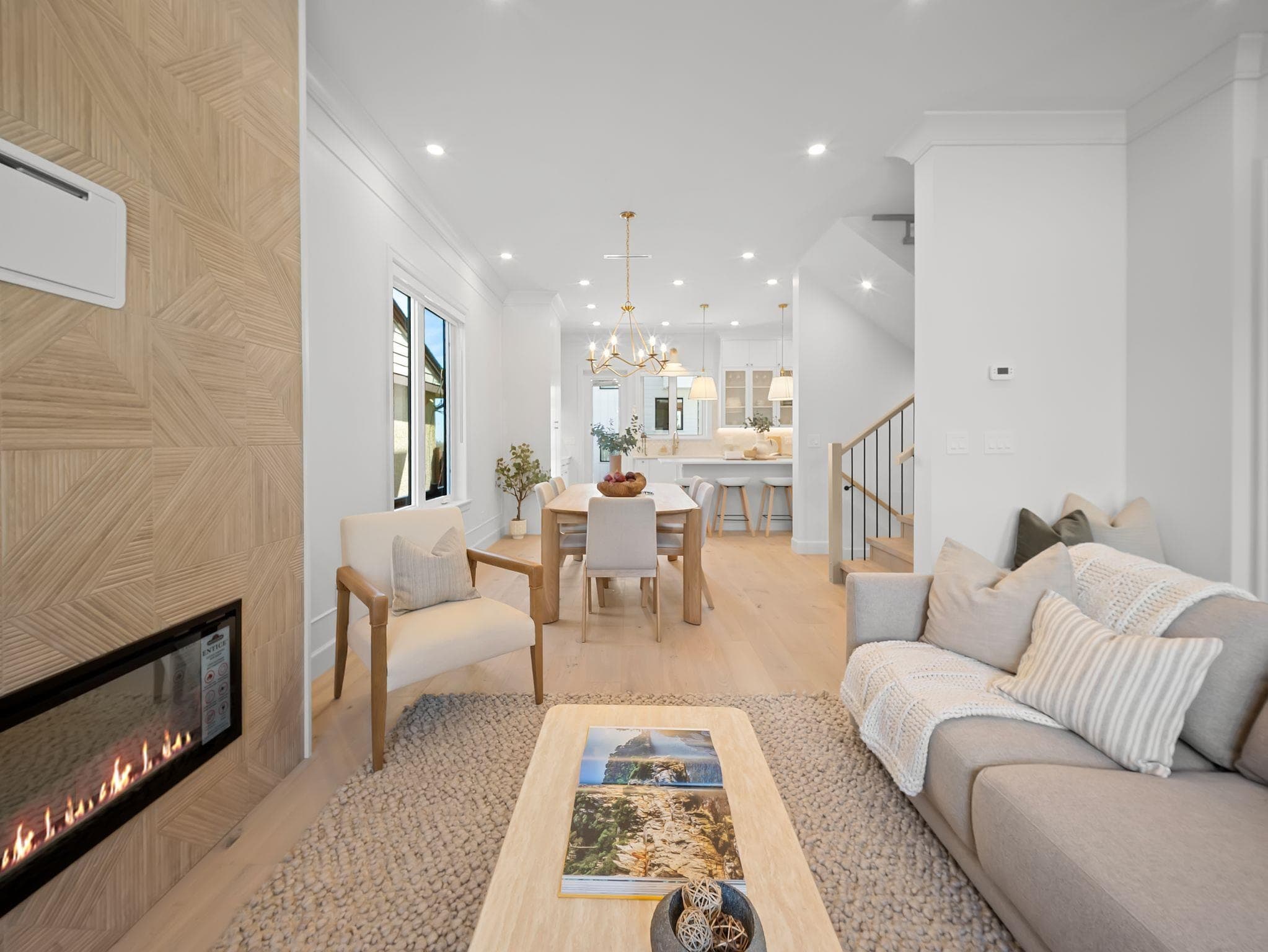 2 - 3786 Peter Street, Burnaby, V5J 1N4 — photo 5