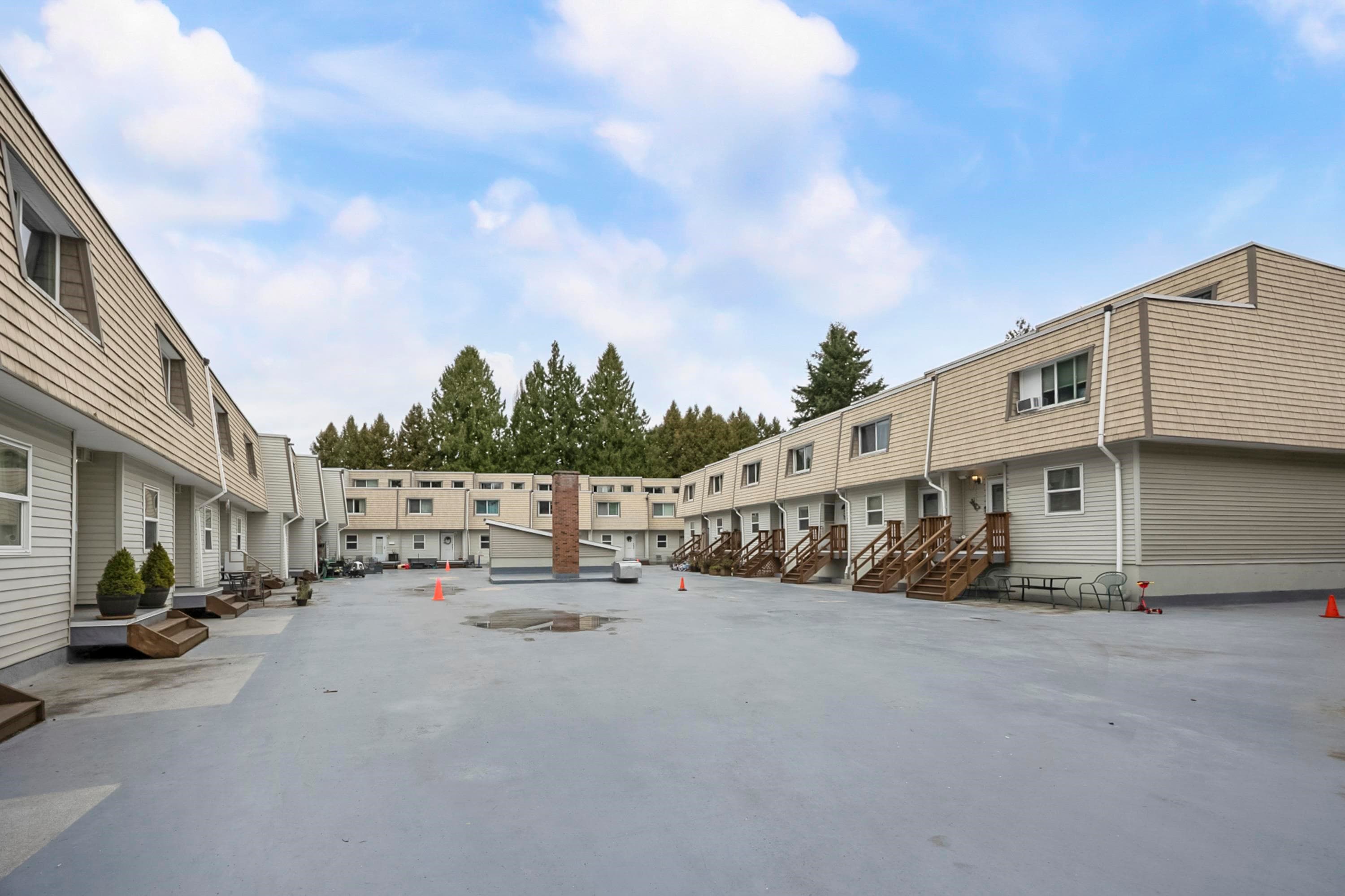 17 - 33293 E Bourquin Crescent, Abbotsford, V2S 1Y2 — photo 2