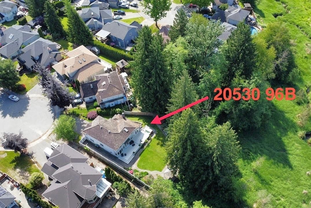 20530 96b Avenue, Langley, V1M 2H4 — photo 1