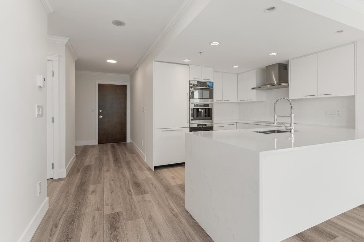 704 - 125 Milross Avenue, Vancouver, V6A 0A1 — photo 3