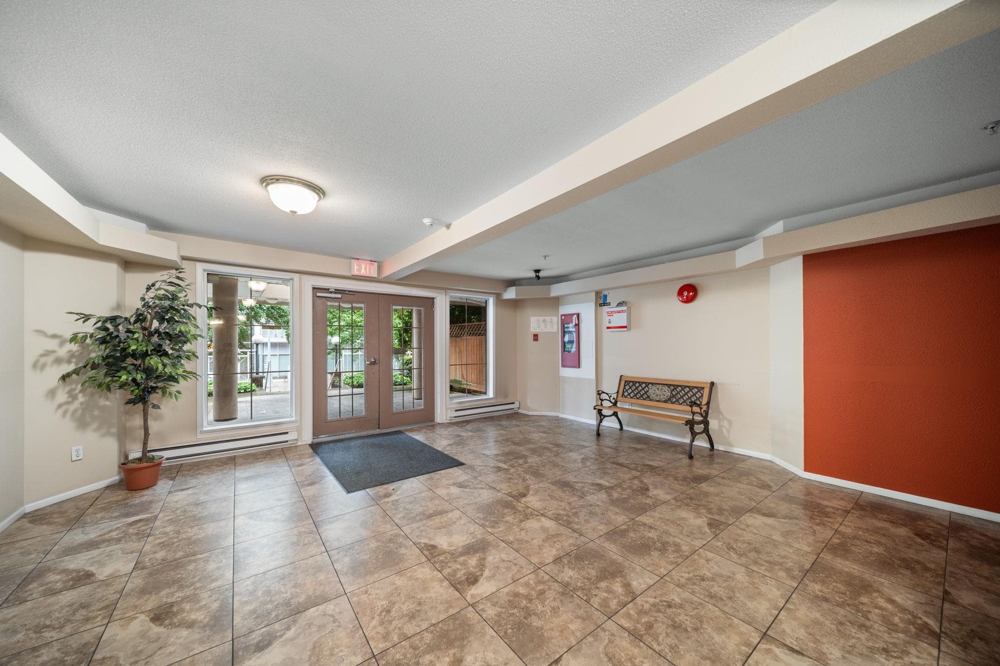 412 - 525 Agnes Street, New Westminster, V3L 1G2 — photo 4