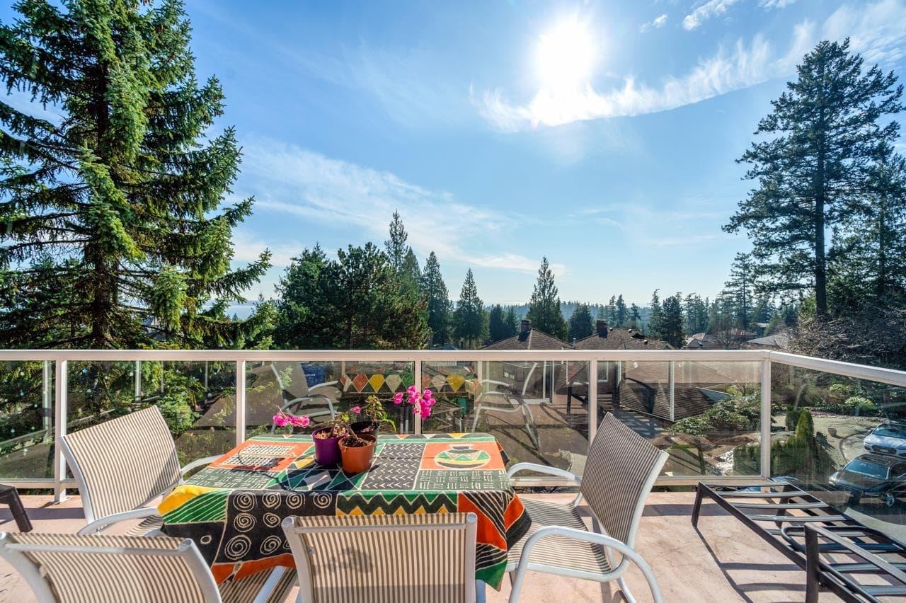 4815 Headland Close, West Vancouver, V7W 3C2 — photo 5