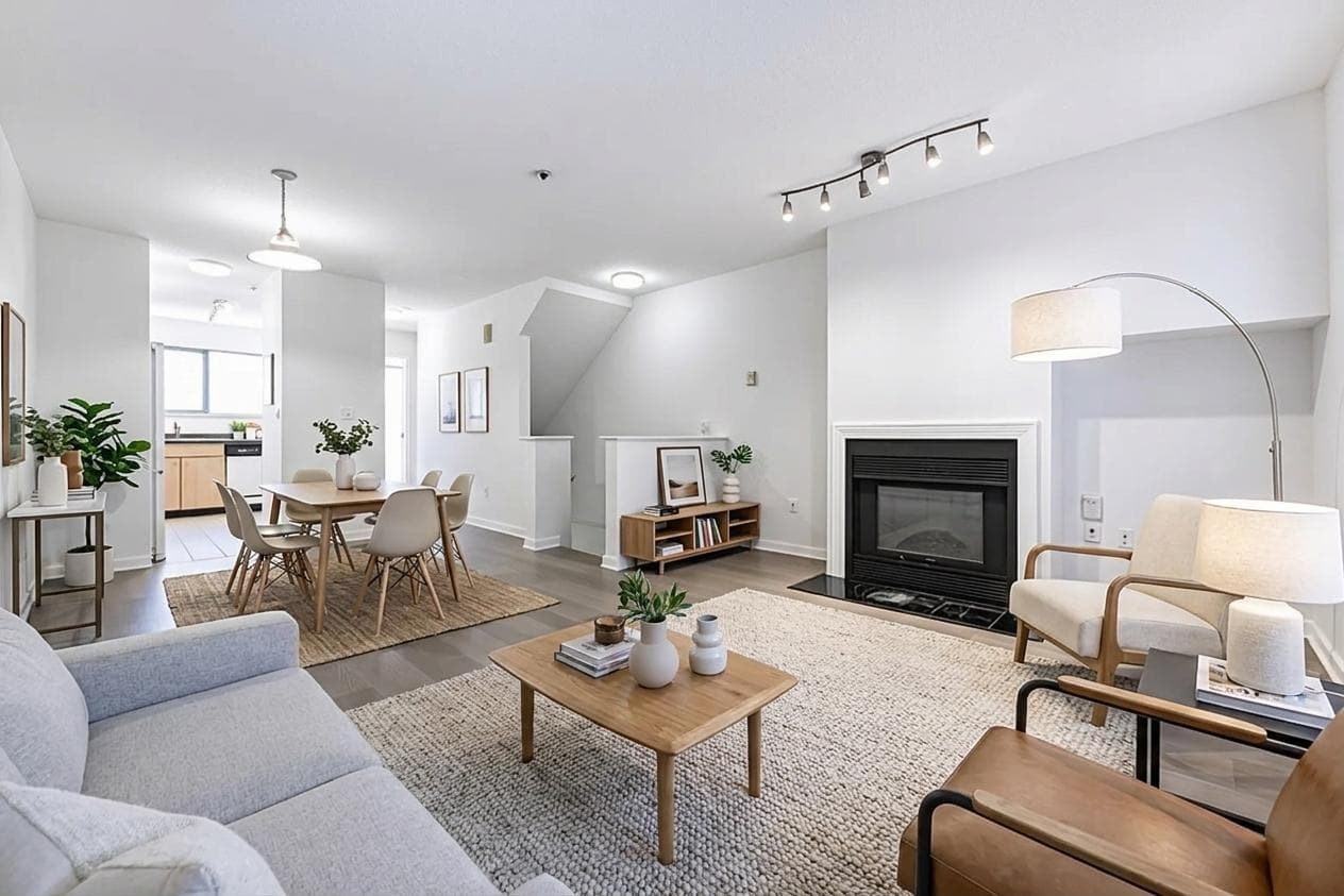 202 - 3683 Wellington Avenue, Vancouver
