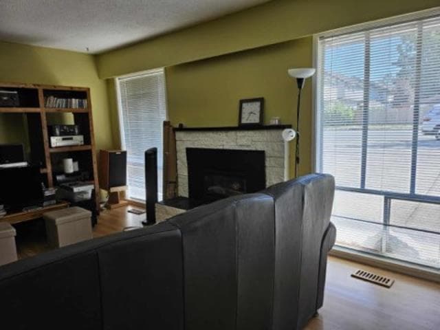 19435 Park Road, Pitt Meadows, V3Y 1C8 — photo 3