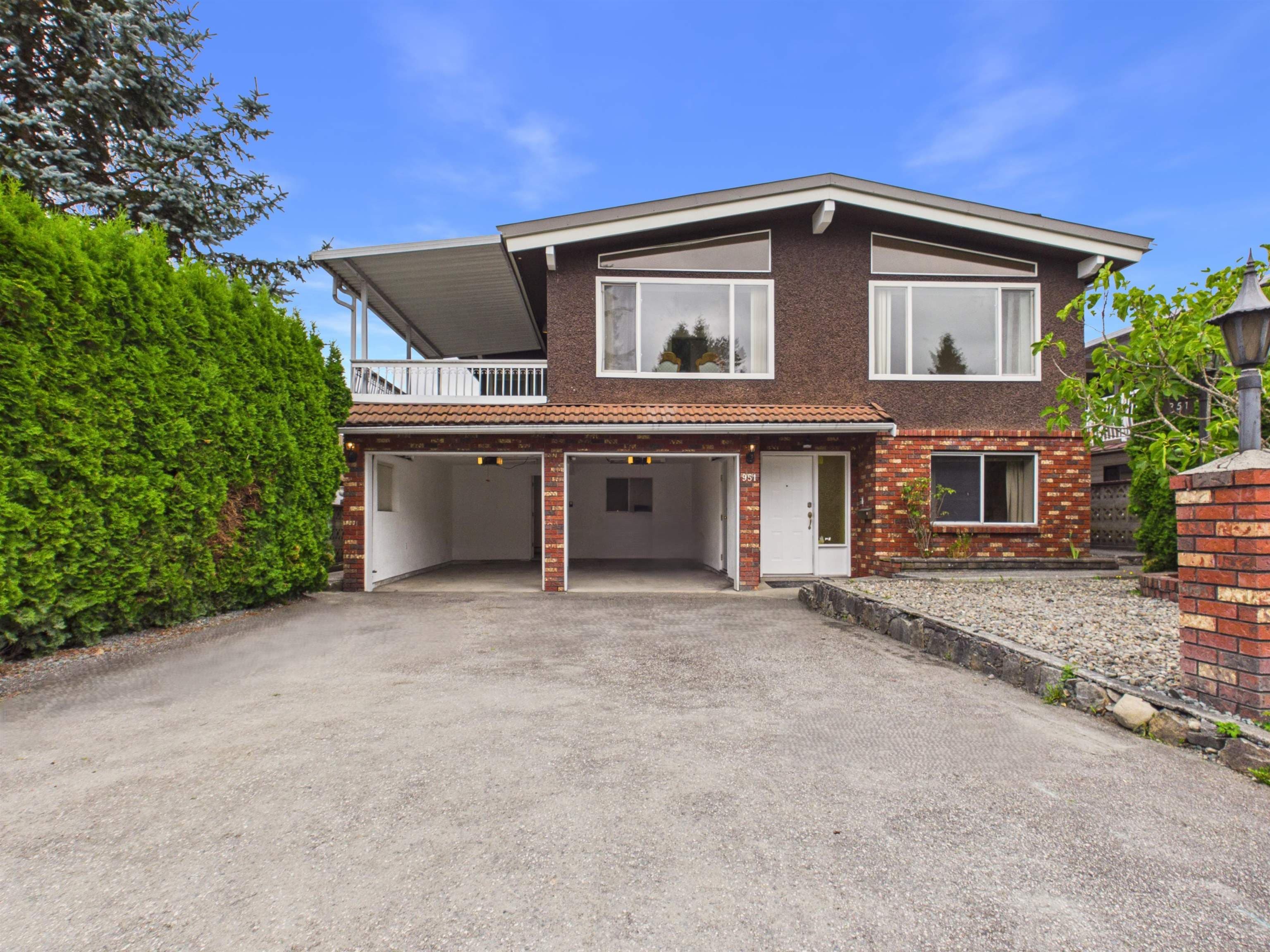 951 Everett Crescent, Burnaby, V5A 2N6 — photo 4