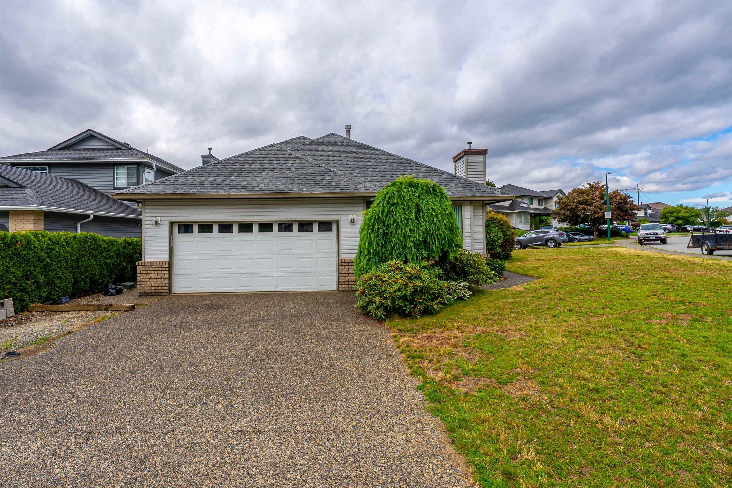 1372 Oxford Street, Coquitlam