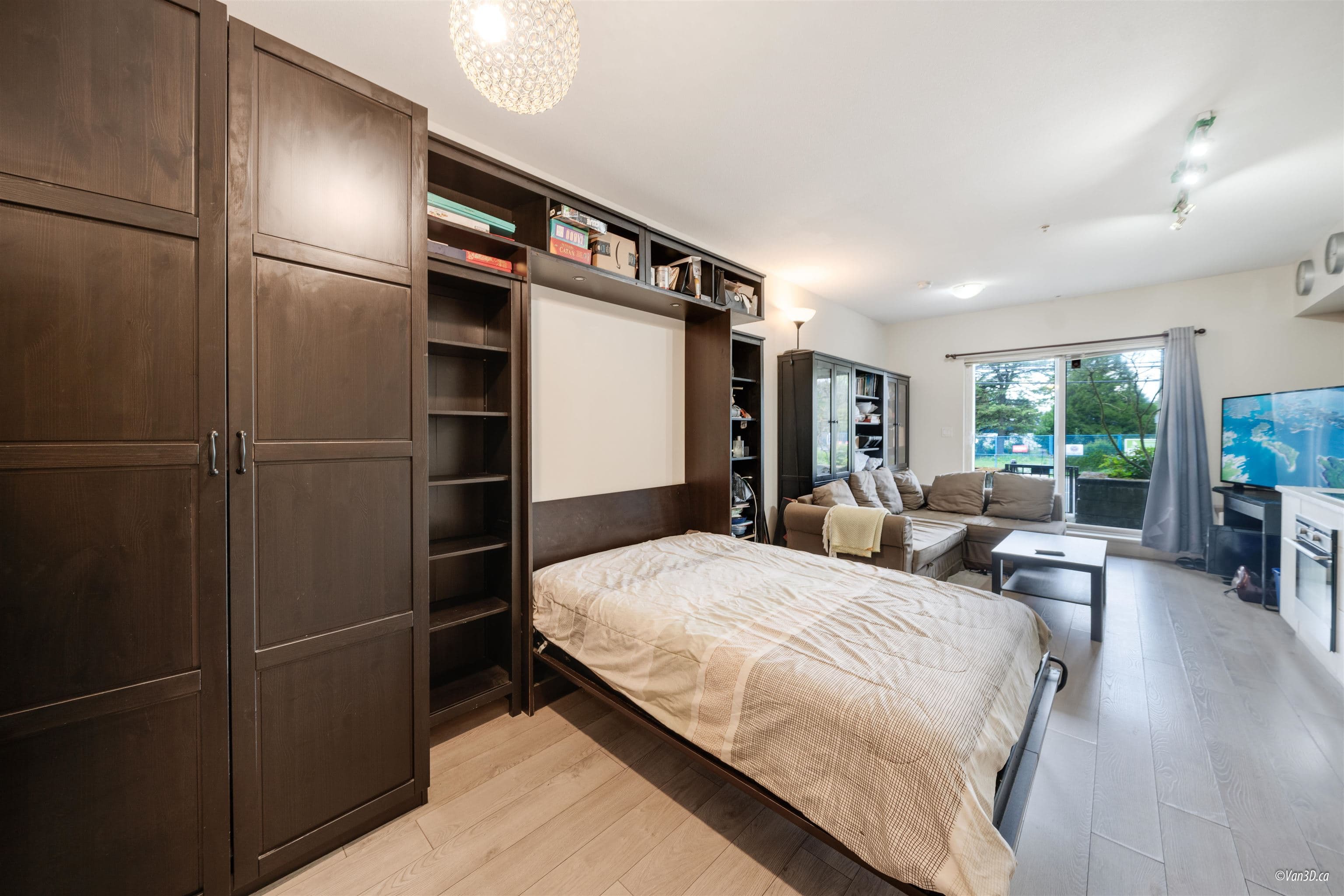 101 - 13678 Grosvenor Road, Surrey, V3R 5E2 — photo 2