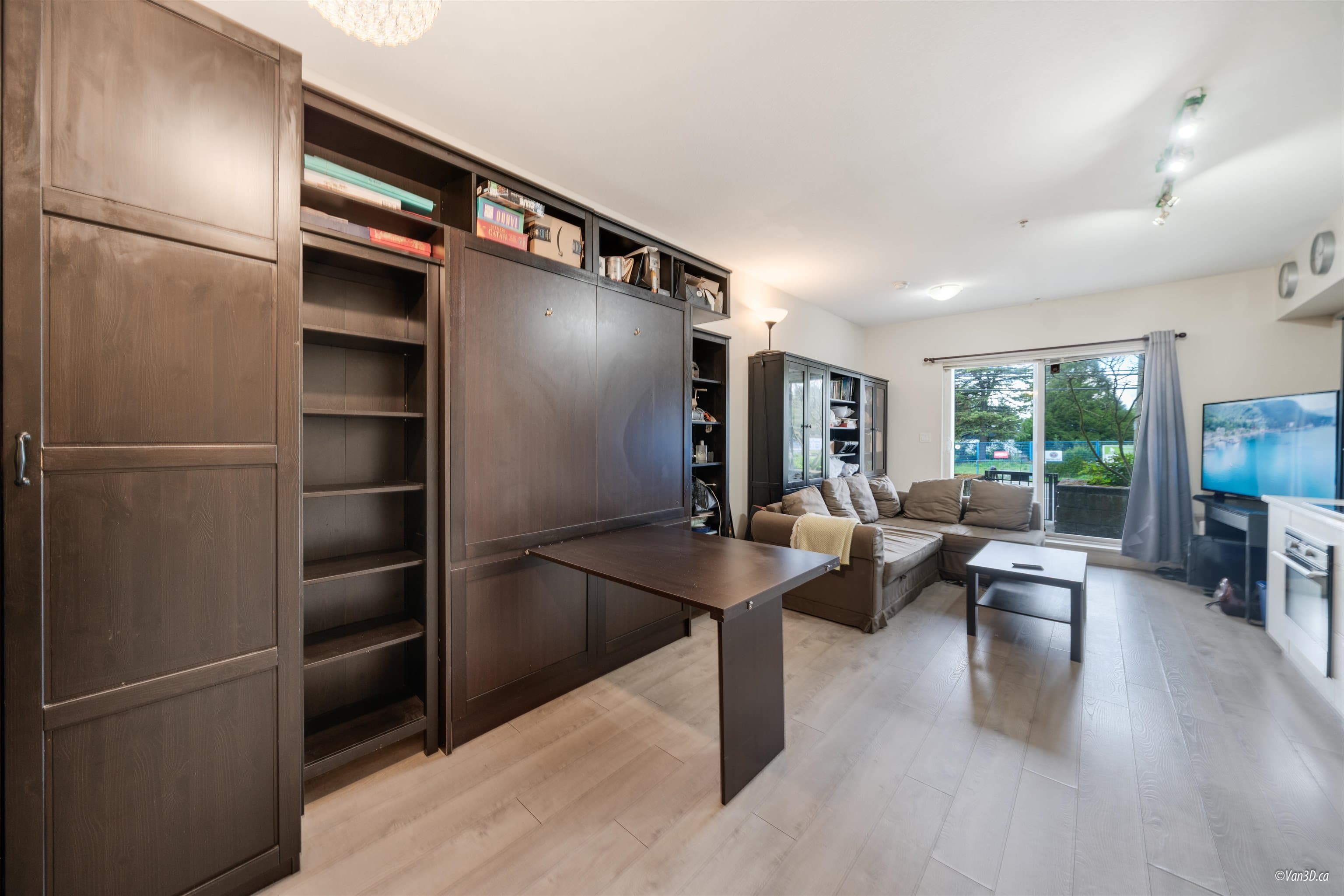 101 - 13678 Grosvenor Road, Surrey, V3R 5E2 — photo 3