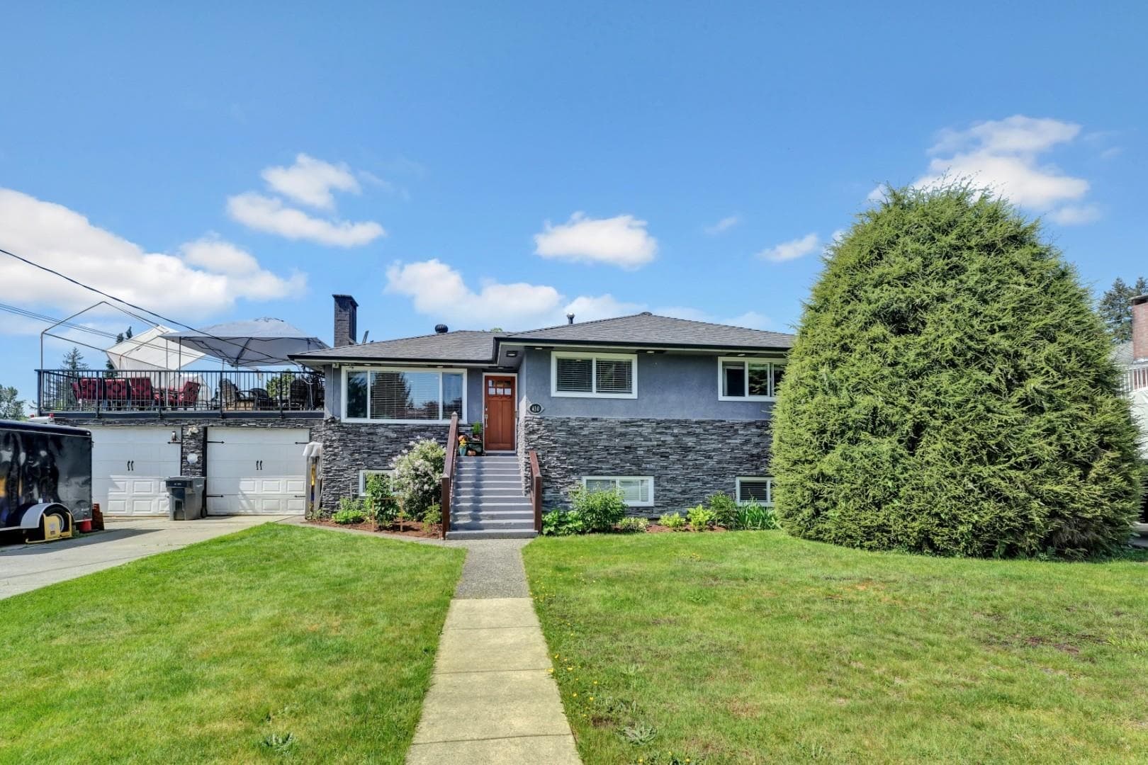 430 Montgomery Street, Coquitlam