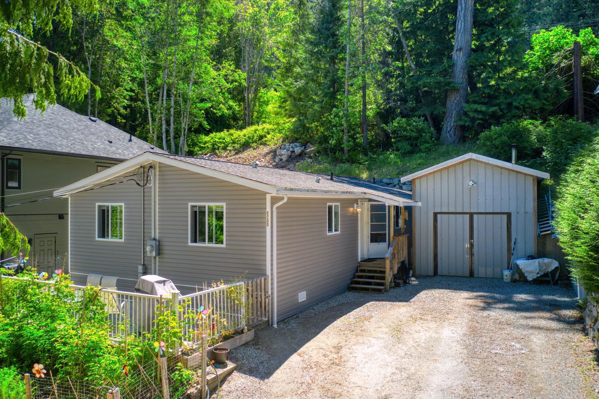 5200 Wesjac Road, Pender Harbour