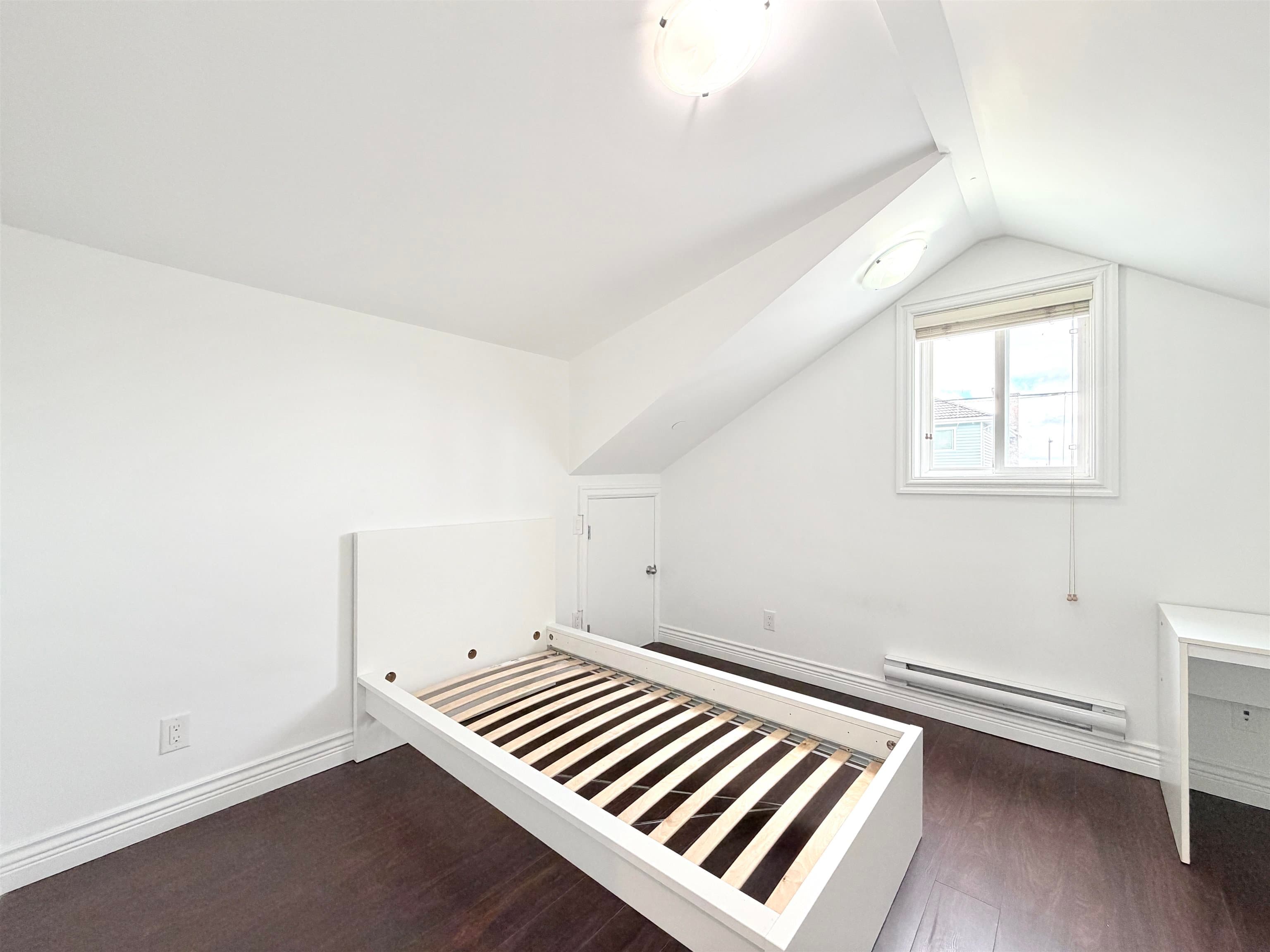 7456 Humm Street, Vancouver, V5P 4B8 — photo 4