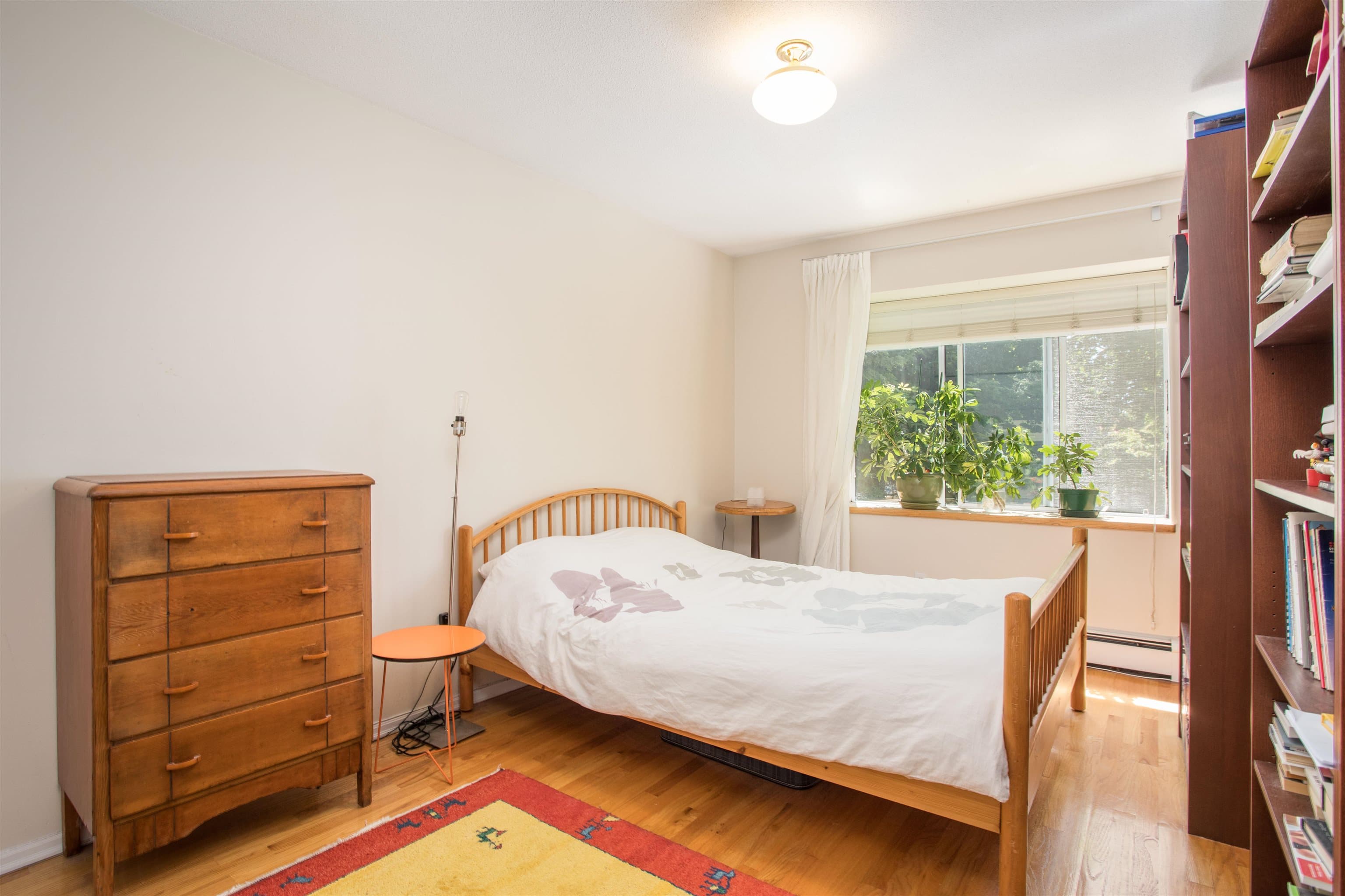 2945 W 12th Avenue, Vancouver, V6K 2R2 — photo 3