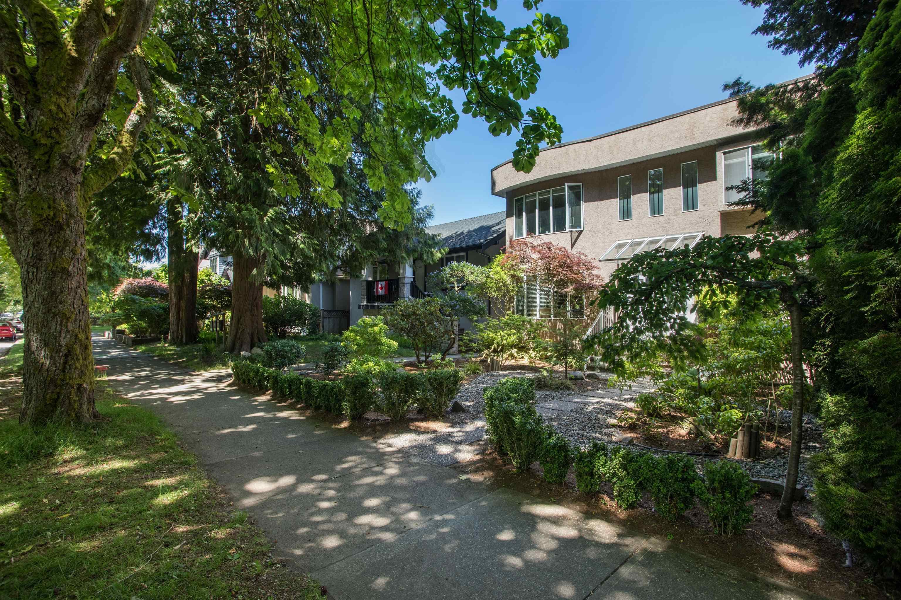 2945 W 12th Avenue, Vancouver, V6K 2R2 — photo 1