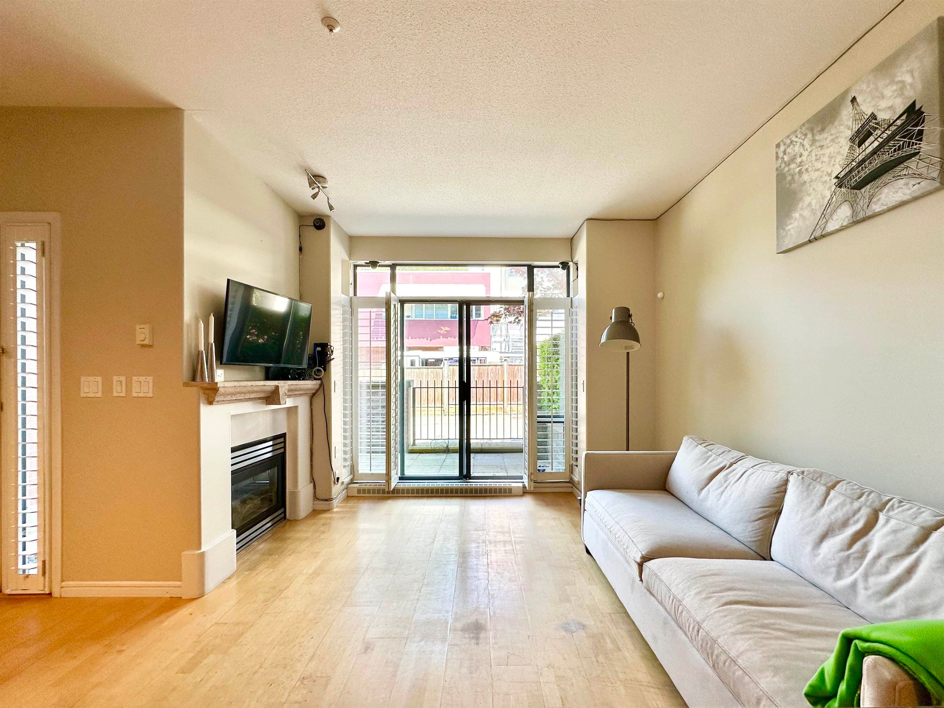 2688 Vine, Vancouver, V6K 4T6 — photo 3