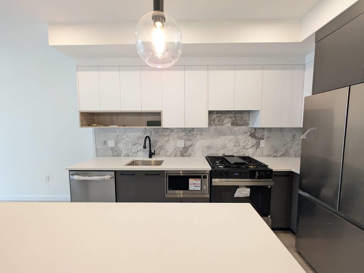 2XX - 6270 Gooseberry Dr, Surrey, V3S 0C8 — photo 2