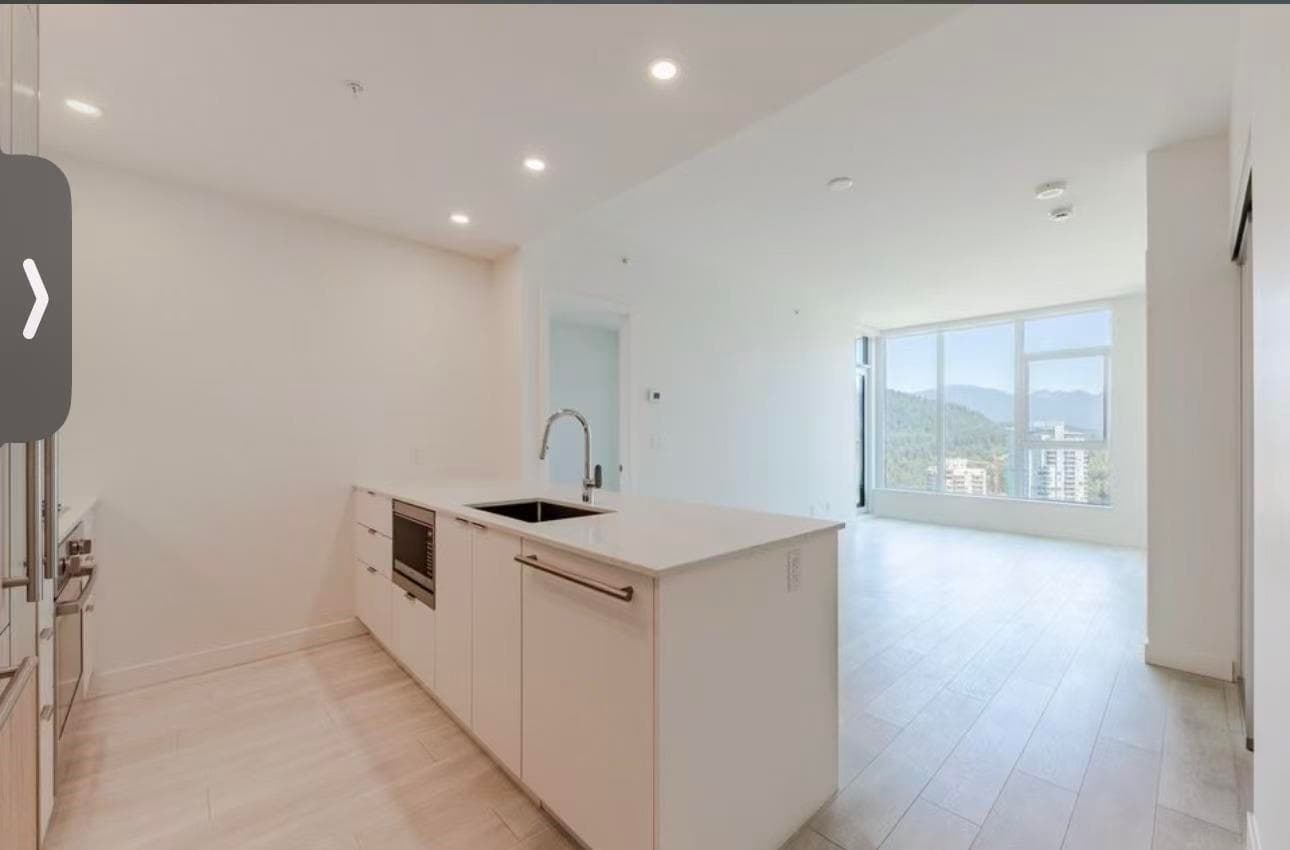 537 Cottonwood Avenue, Coquitlam, V3J 0S4 — photo 1