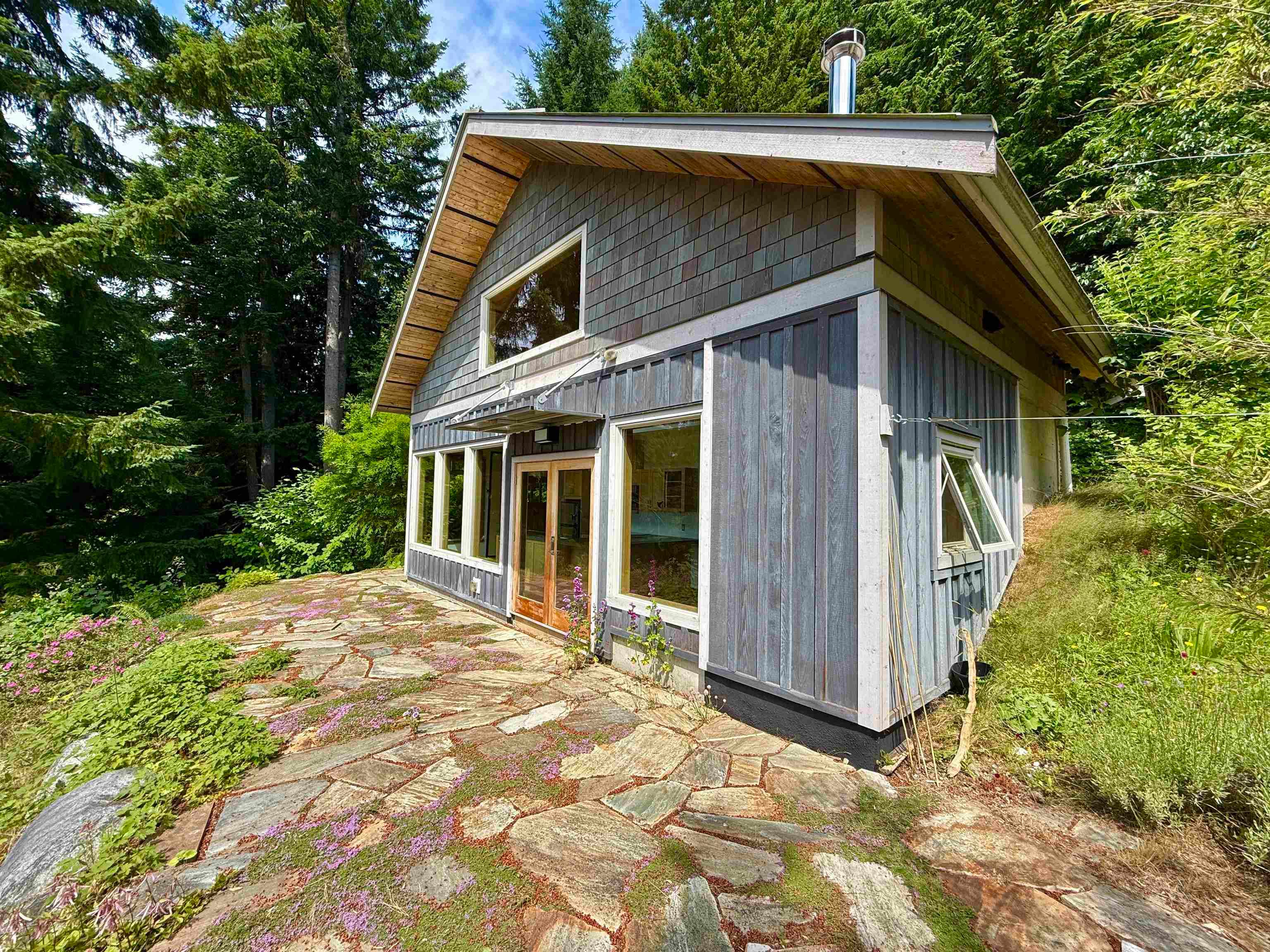 1572 Mountain Road, Gibsons, V0N 1V2 — photo 3