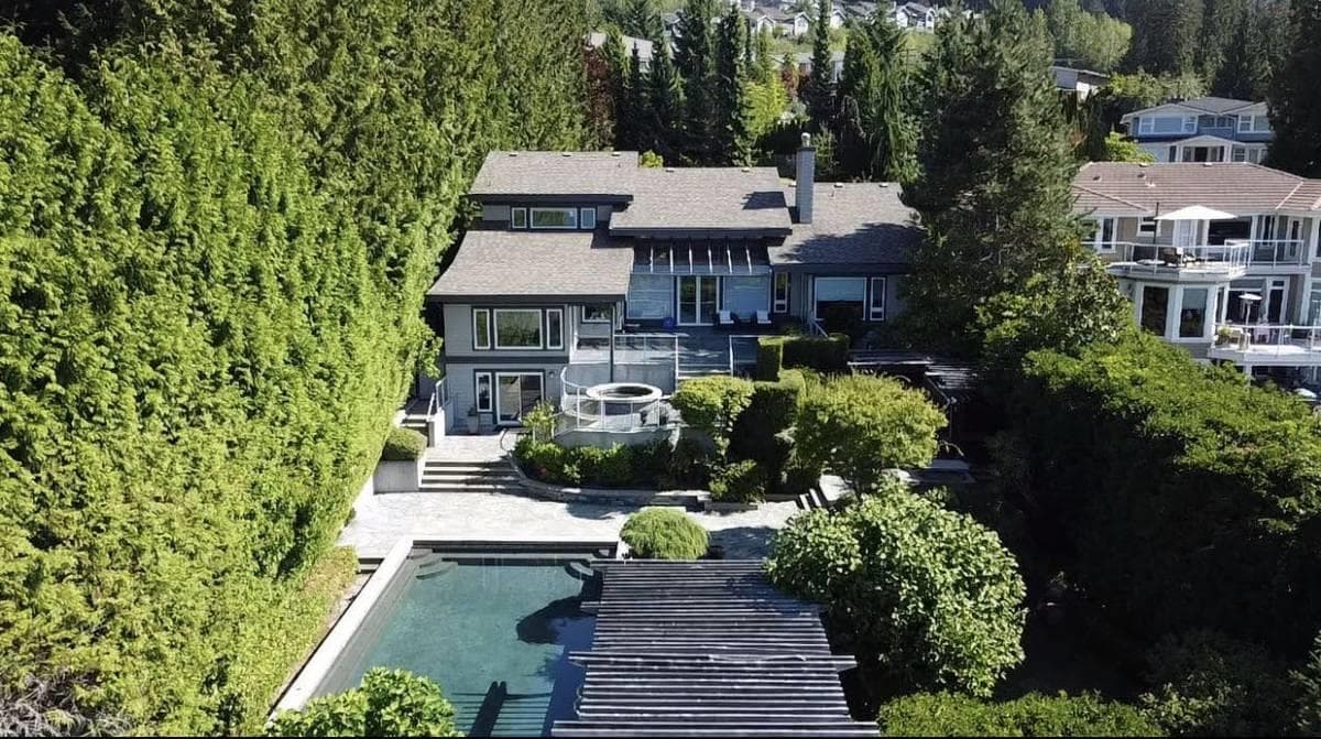 2265 Chairlift Road, West Vancouver