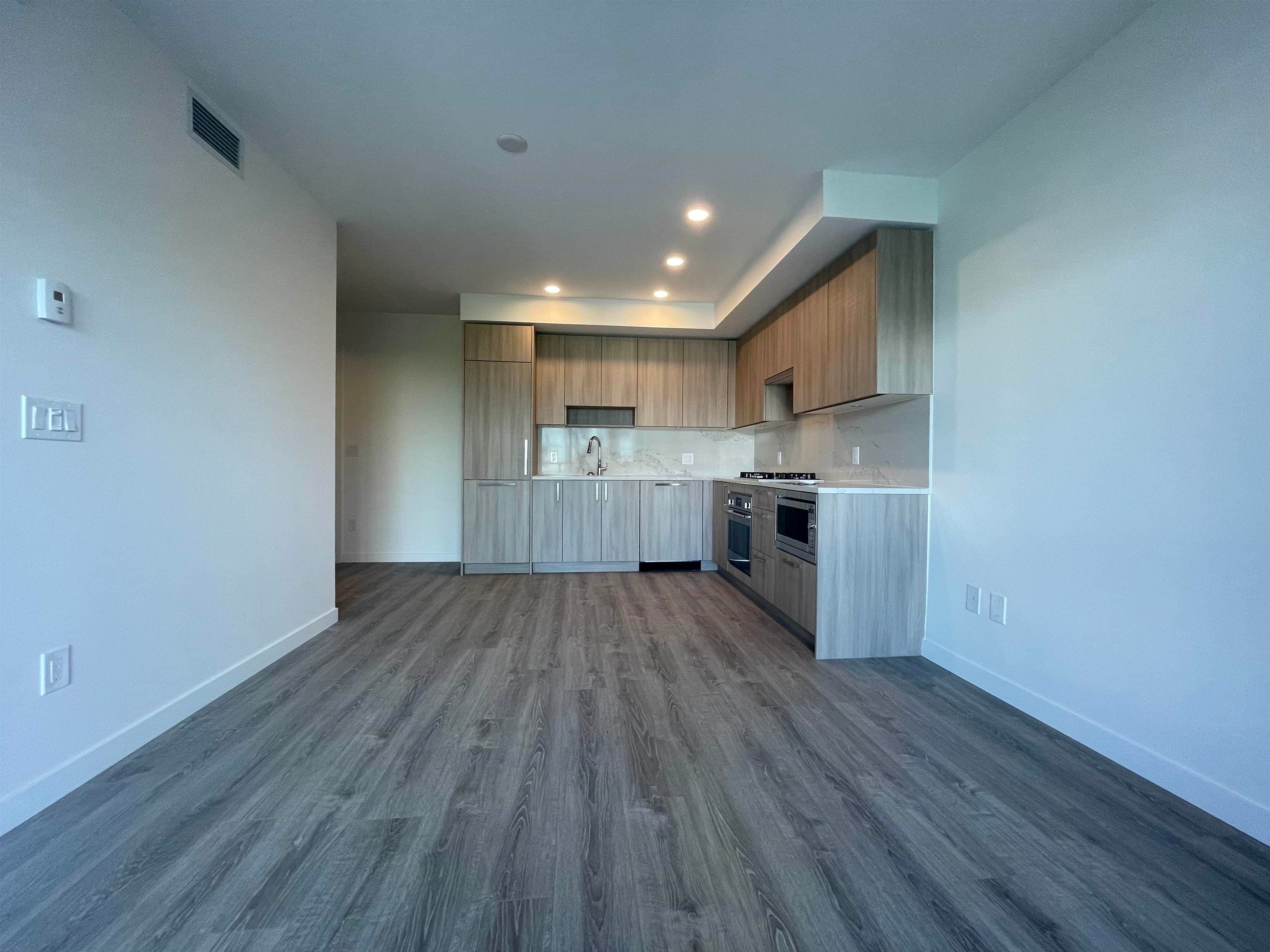 509 - 13350 Central Avenue, Surrey, V3T 0S1 — photo 4