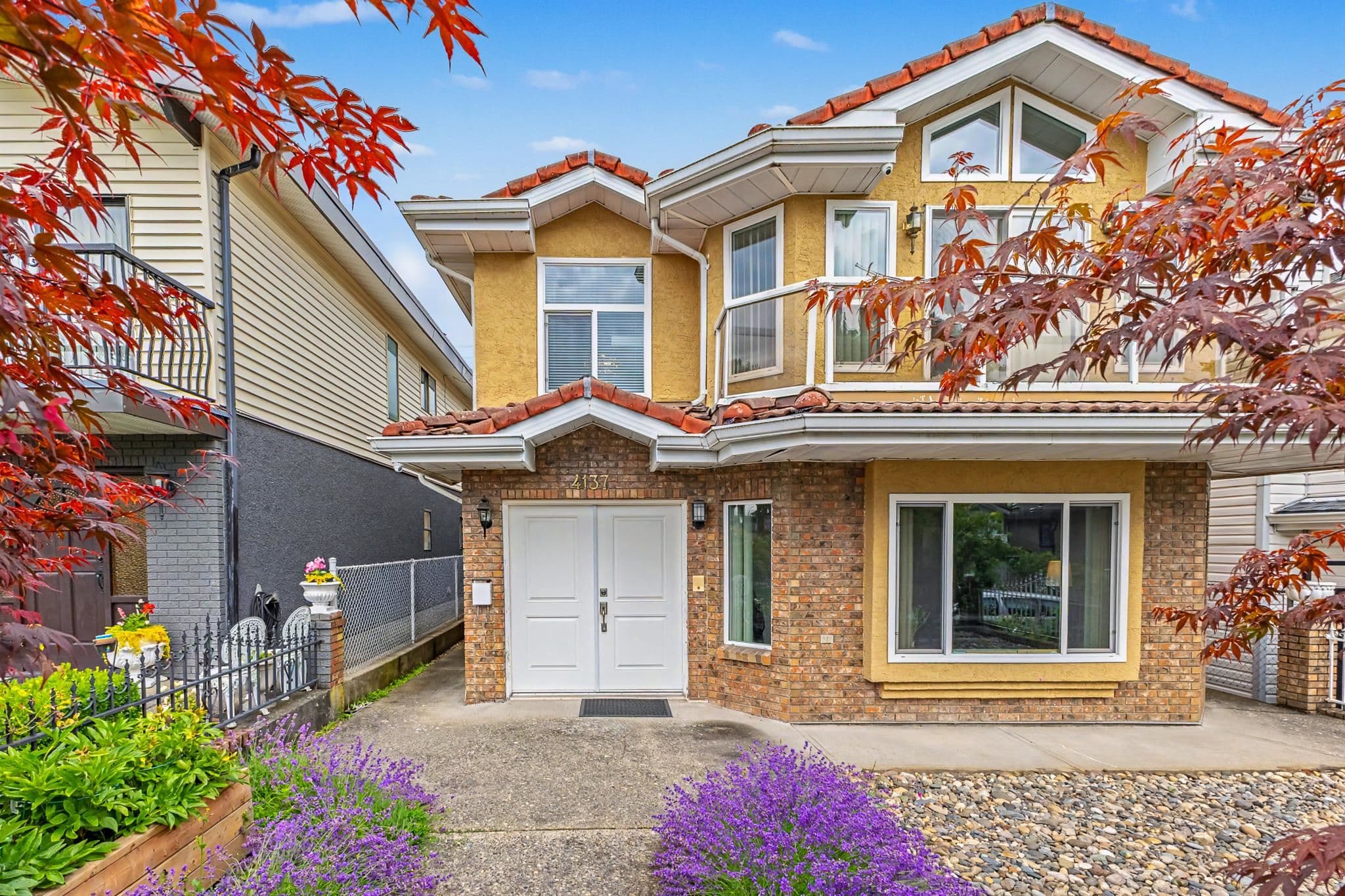 4137 Parker Street, Burnaby