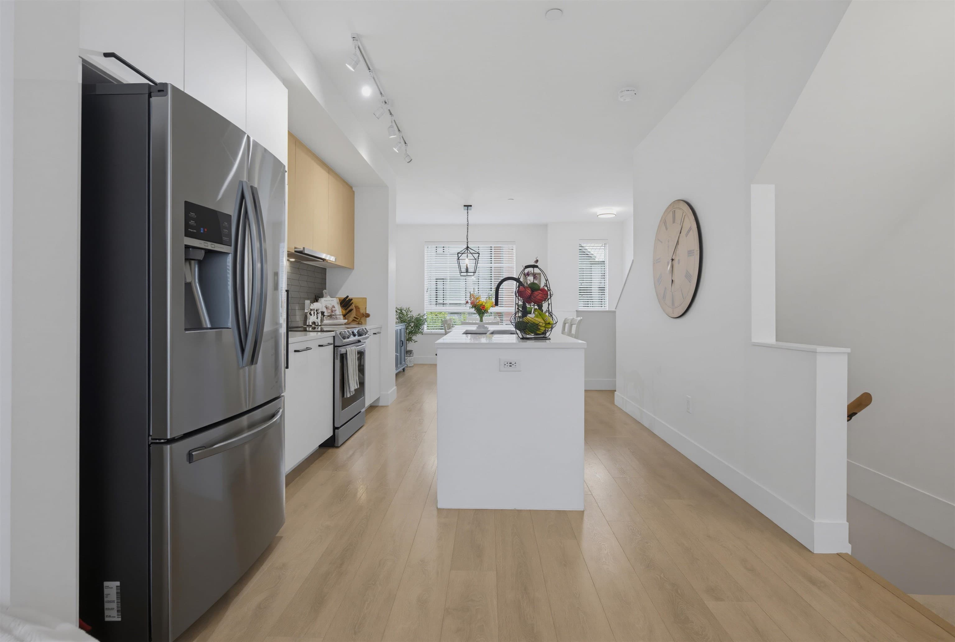 38006 Fairwater Place, Squamish