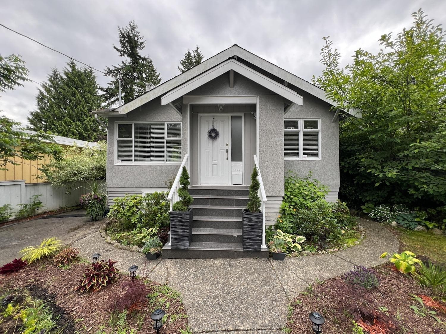 , West Vancouver — photo 2